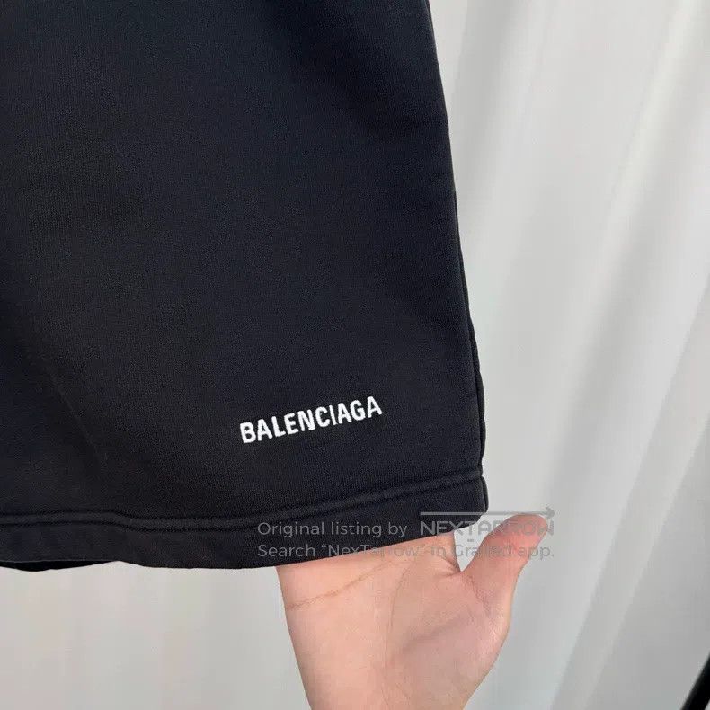 Balenciaga Balenciaga size S Black embroidered letter short Size US 27 - 4 Thumbnail