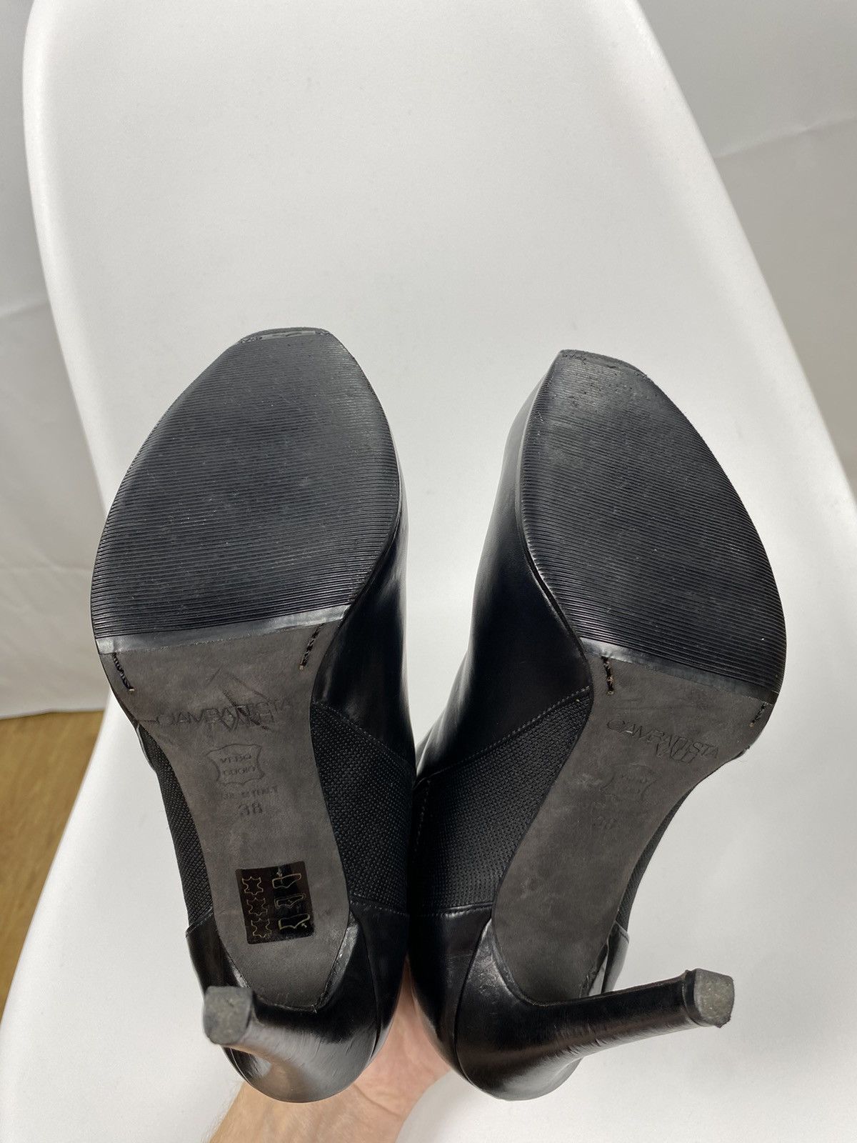 Giambattista Valli Giambattista Valli Ankle Boots Genuine Leather size 38 Size US 8 / IT 38 - 7 Thumbnail