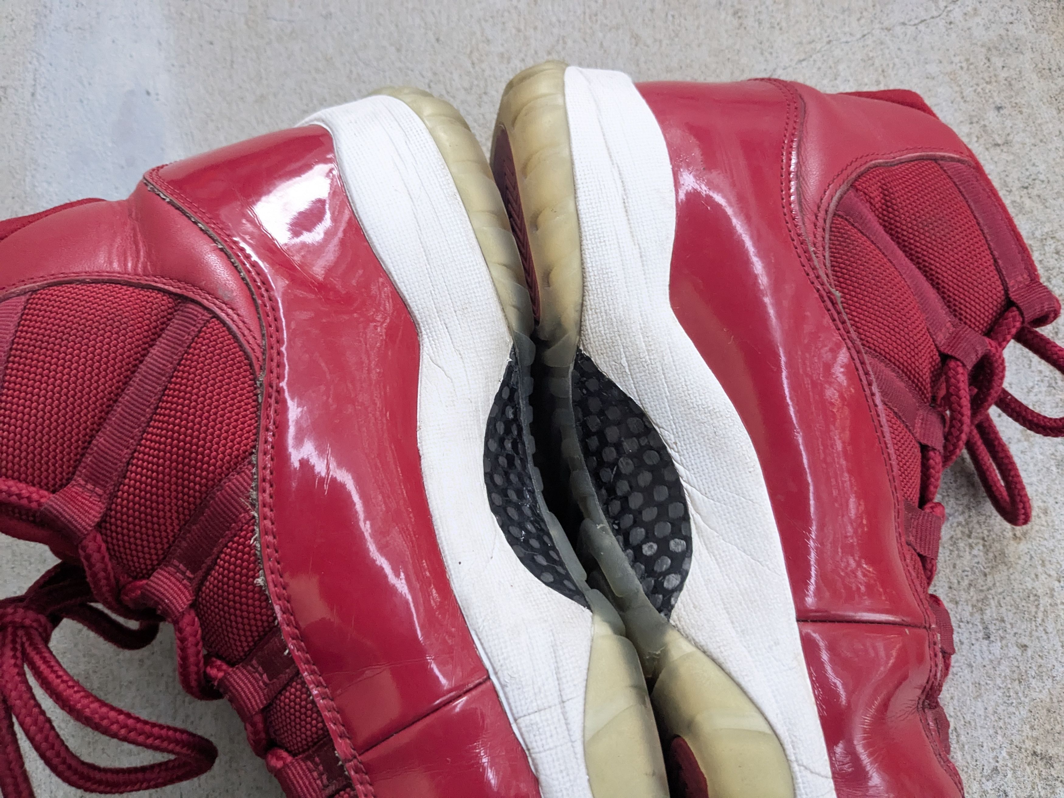 Jordan Brand Nike Air Jordan 11 Retro Win Like 96 378037-623 Red High Size US 11.5 / EU 44-45 - 12 Thumbnail