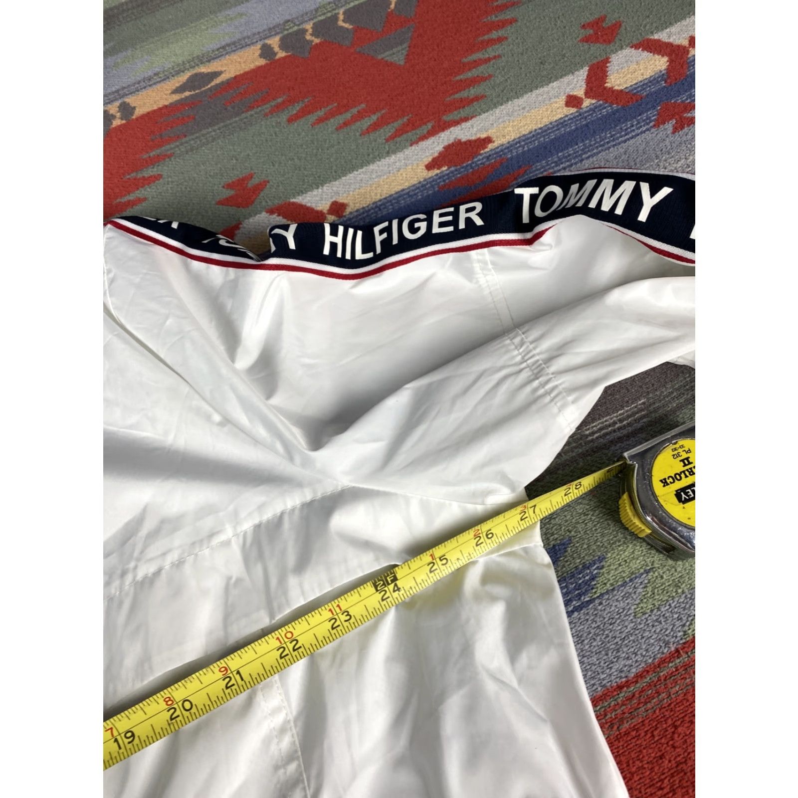 Tommy Hilfiger Tommy Hilfiger Arm Spell Out Unisex 2XL Hoodie Windbreaker White Zip Mens Womens 2XL Size US XXL / EU 58 / 5 - 4 Thumbnail