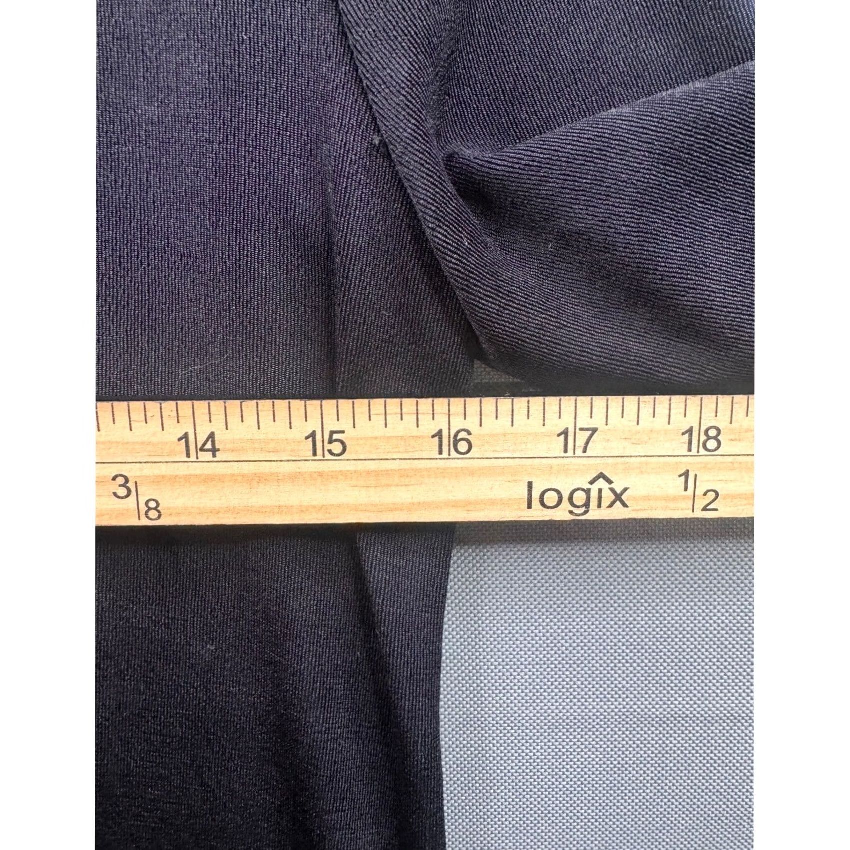 Vintage Chico's Travelers 35th Anniversary Black Frog Toggle Longline Cardigan 00P XXSP Womens Cardigan Longline Black 00P Travel Workwear Mens? Size XXS / US 00 / IT 34 - 3 Thumbnail