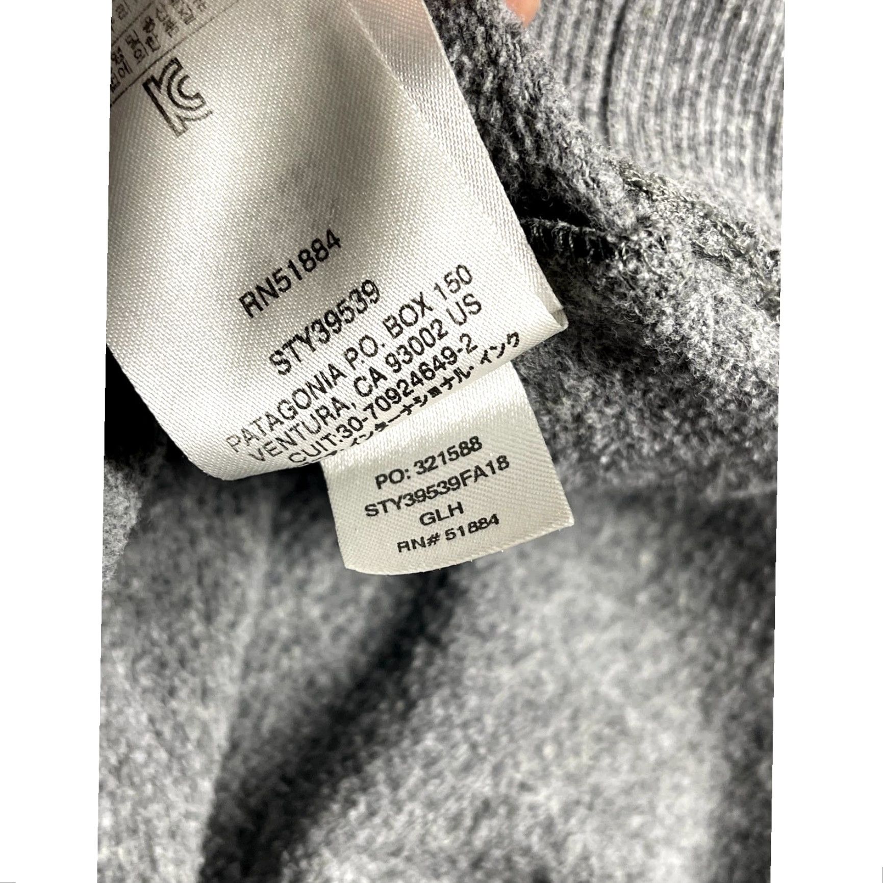 Patagonia Patagonia Hoodie Mens Gray Uprisal Hoody Sweatshirt Regular Fit P-6 Logo Size M Hoodie Mens Gray P-6 Logo 90s Event Theme Size US L / EU 52-54 / 3 - 6 Thumbnail