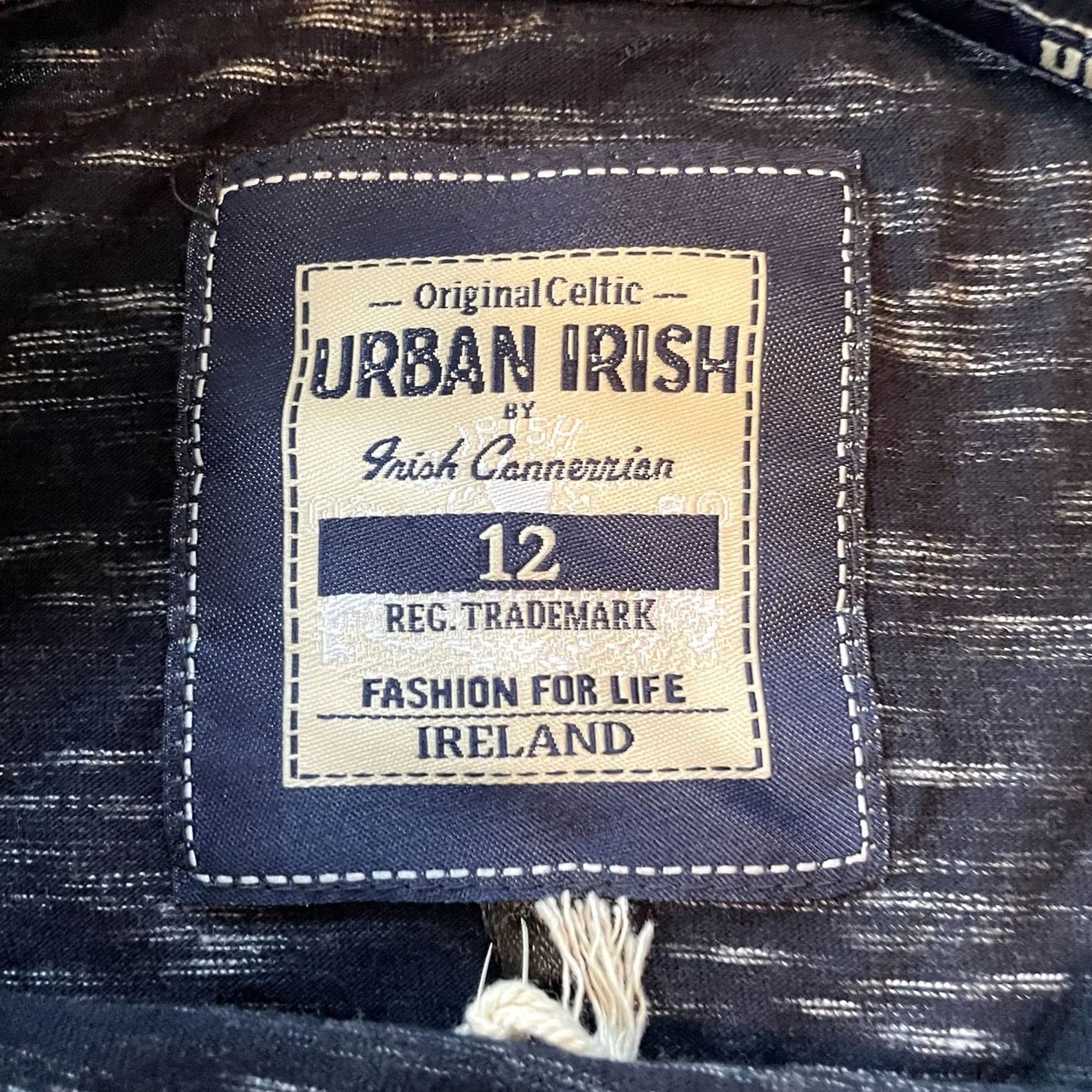 Vintage Dublin Ireland Tee Top Shirt Women’s Size 12 Navy Blue Short Sleeve NWT t-shirt Size XL / US 12-14 / IT 48-50 - 6 Thumbnail