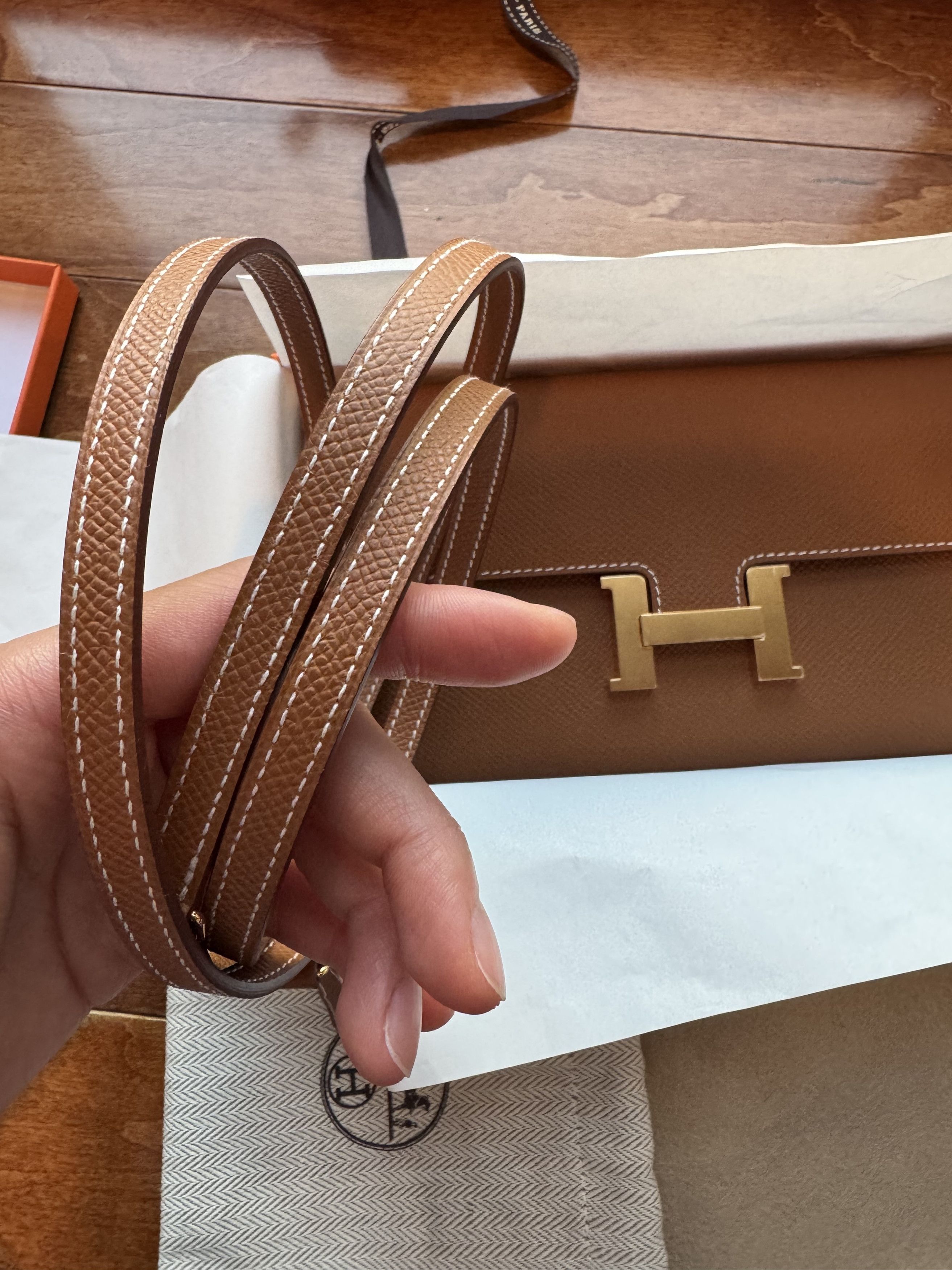 Hermes *NEW* CONSTANCE TO GO CROSSBODY BAG GOLD EPSOM Size ONE SIZE - 10 Thumbnail