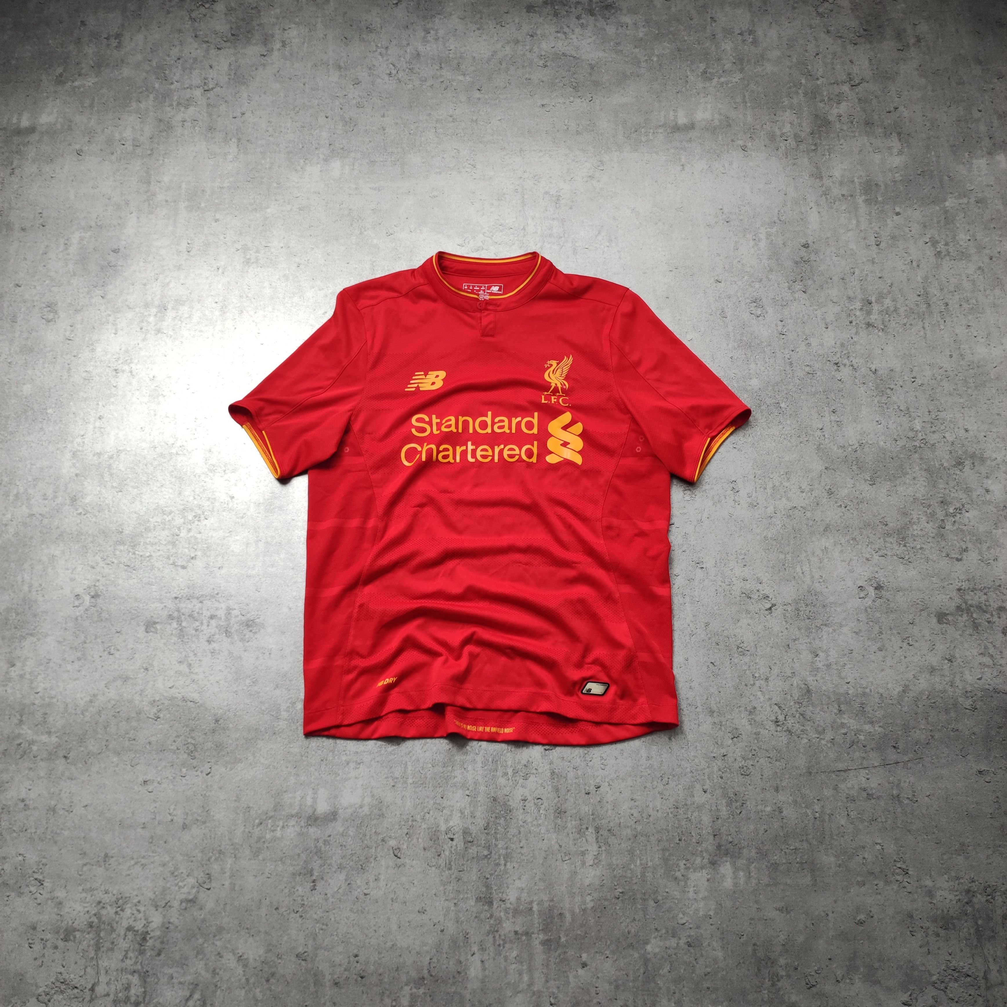 Other RARE Liverpool FC 2016/17 New Balance Football Jersey Size US S / EU 44-46 / 1 - 1 Thumbnail