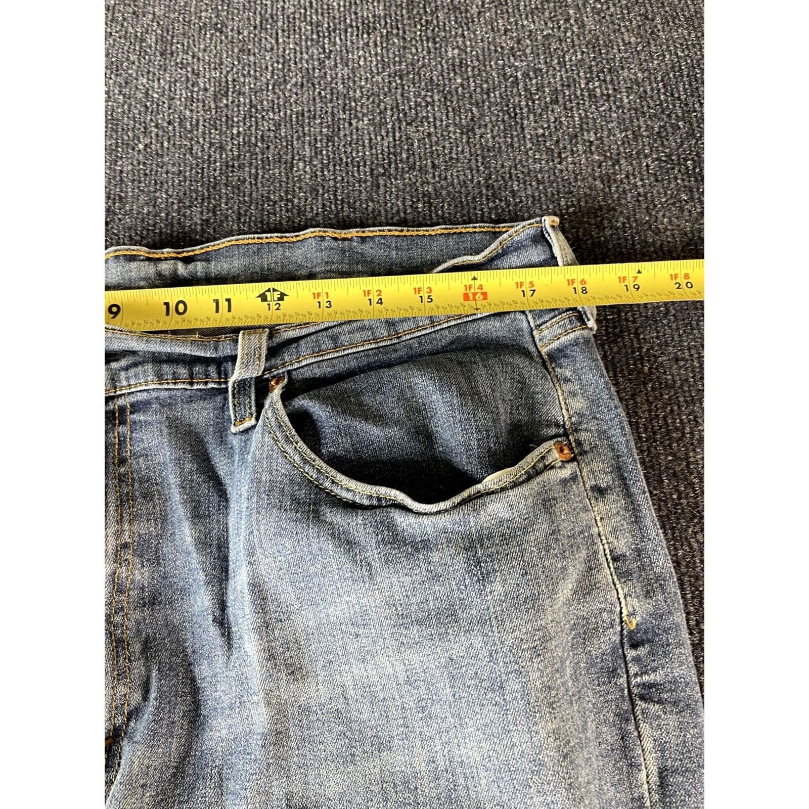 Levi's Levi's Mens Jeans Blue Denim Straight Leg Medium Wash Classic Five Pocket Casual Size US 38 / EU 54 - 4 Thumbnail