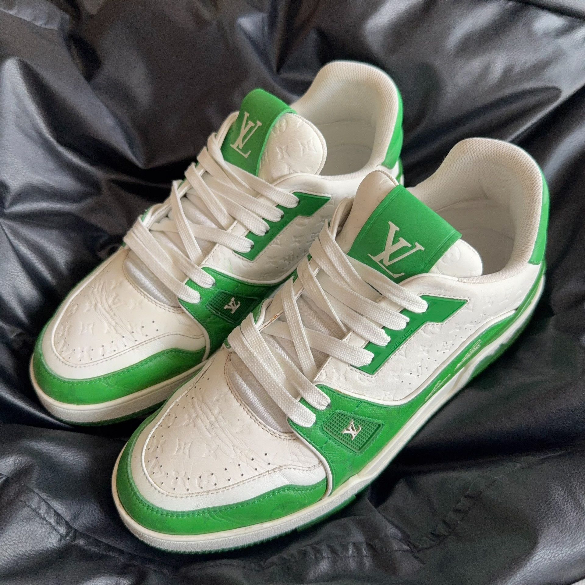 Louis Vuitton Louis Vuitton Training Green Lowtop Sneakers 8.5 Men Size US 8.5 / EU 41-42 - 1 Thumbnail