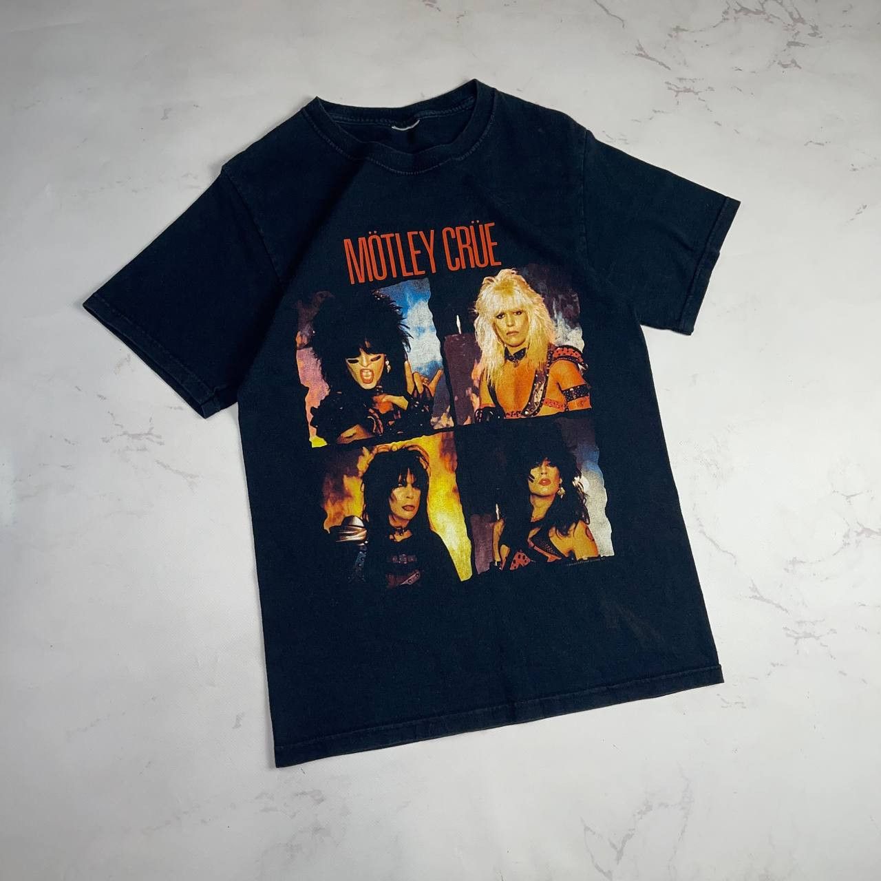 Vintage Band Tees × Vintage Mens Vintage Motley Crue T Shirt rock Size US M / EU 48-50 / 2 - 2 Thumbnail