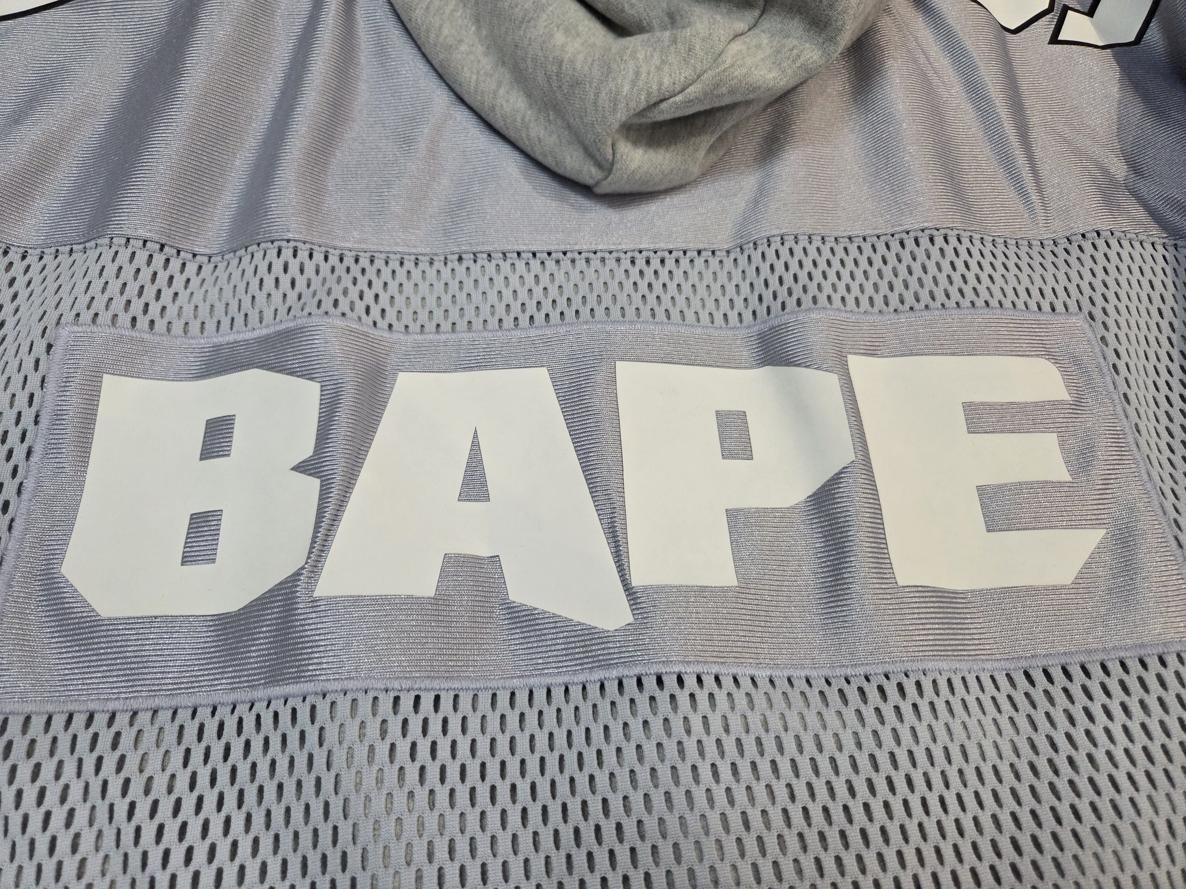 Bape Bape NFL Hockey double layered hoodie XL Size US XL / EU 56 / 4 - 11 Thumbnail