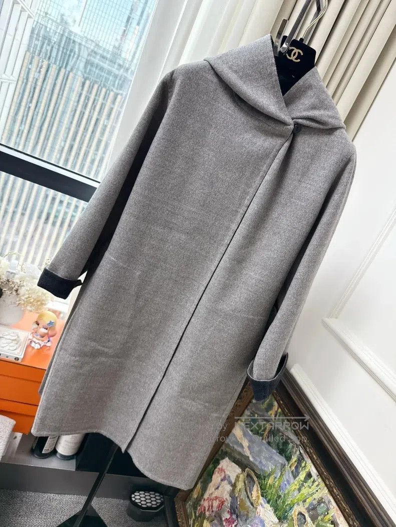 Hermes Hermes Grey with Dark Grey Lining, One Button Hooded, Belt Size XXS / US 00 / IT 34 - 1 Thumbnail