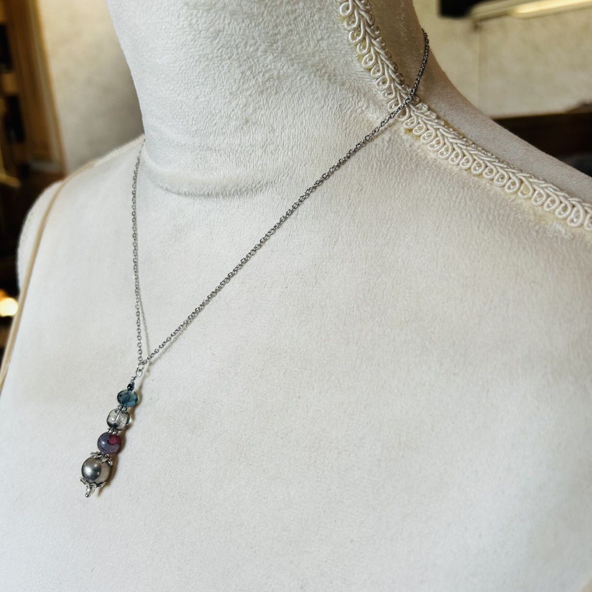 Handmade Handcrafted faceted crystal vintage bead hematite necklace Size ONE SIZE - 4 Thumbnail