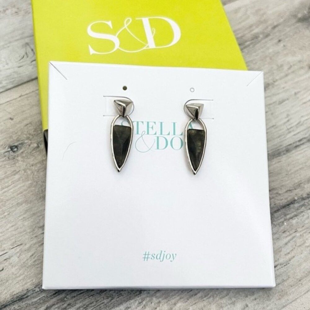 Other Stella & Dot Sommerville Stone Statement Earrings in Green Size ONE SIZE - 3 Thumbnail