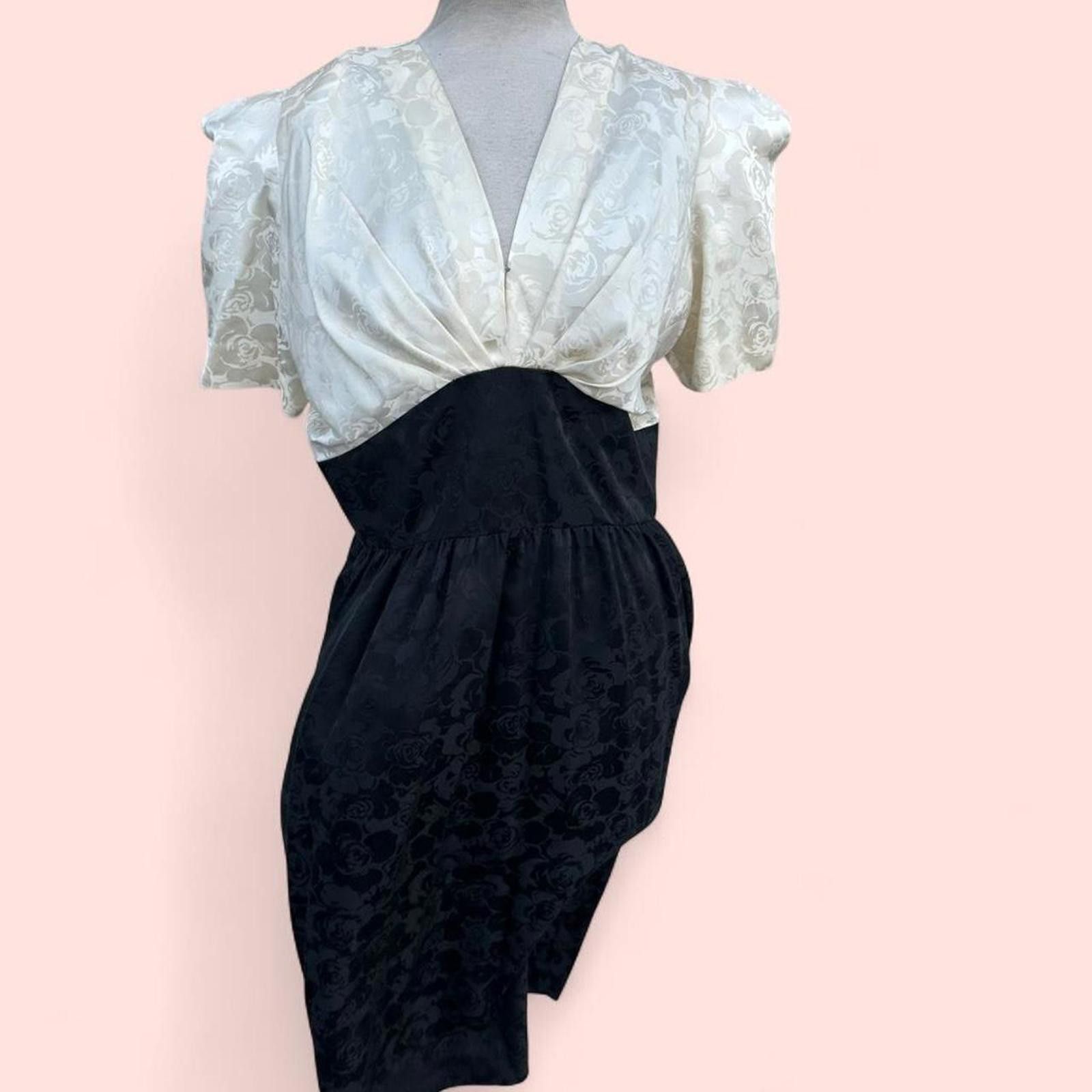Other Cream and black silk midi dress with short sleeves,s Size L / US 10 / IT 46 - 3 Thumbnail