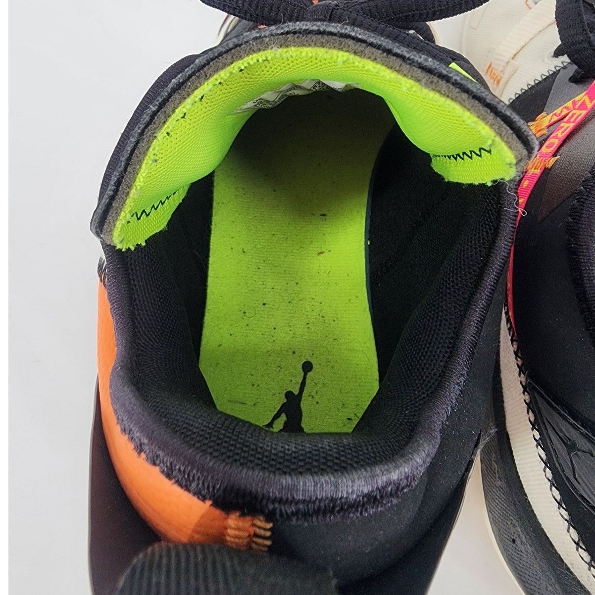 Nike Jordan Why Not Zer0.4 Pale Ivory Orange Volt Men’s 10.5 Size US 10.5 / EU 43-44 - 11 Thumbnail