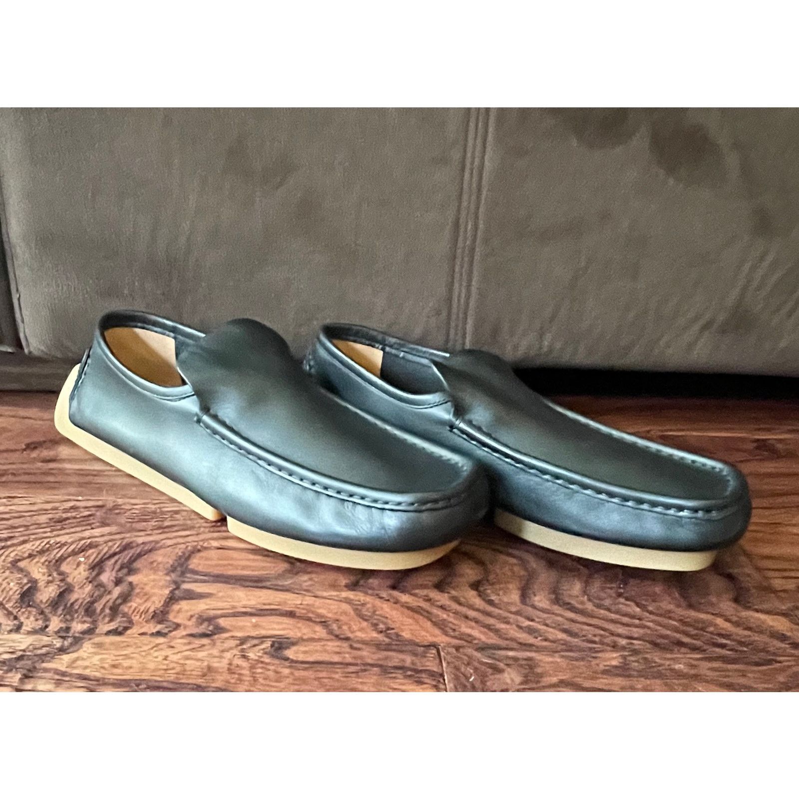 Bottega Veneta $850 NIB Men display picture 3