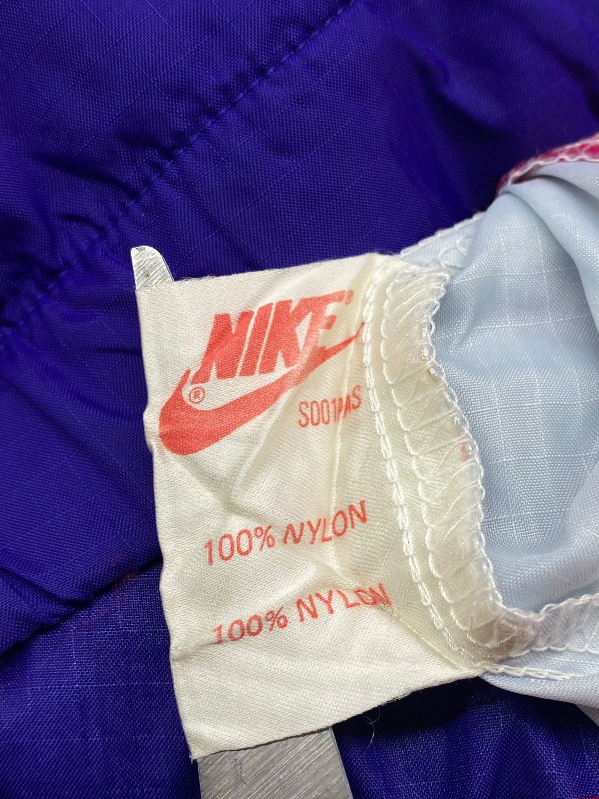 Nike 🔥 90S NIKE INTERNATIONAL NYLON TRACK JACKET RARE STYLE RETRO Size US M / EU 48-50 / 2 - 19 Thumbnail