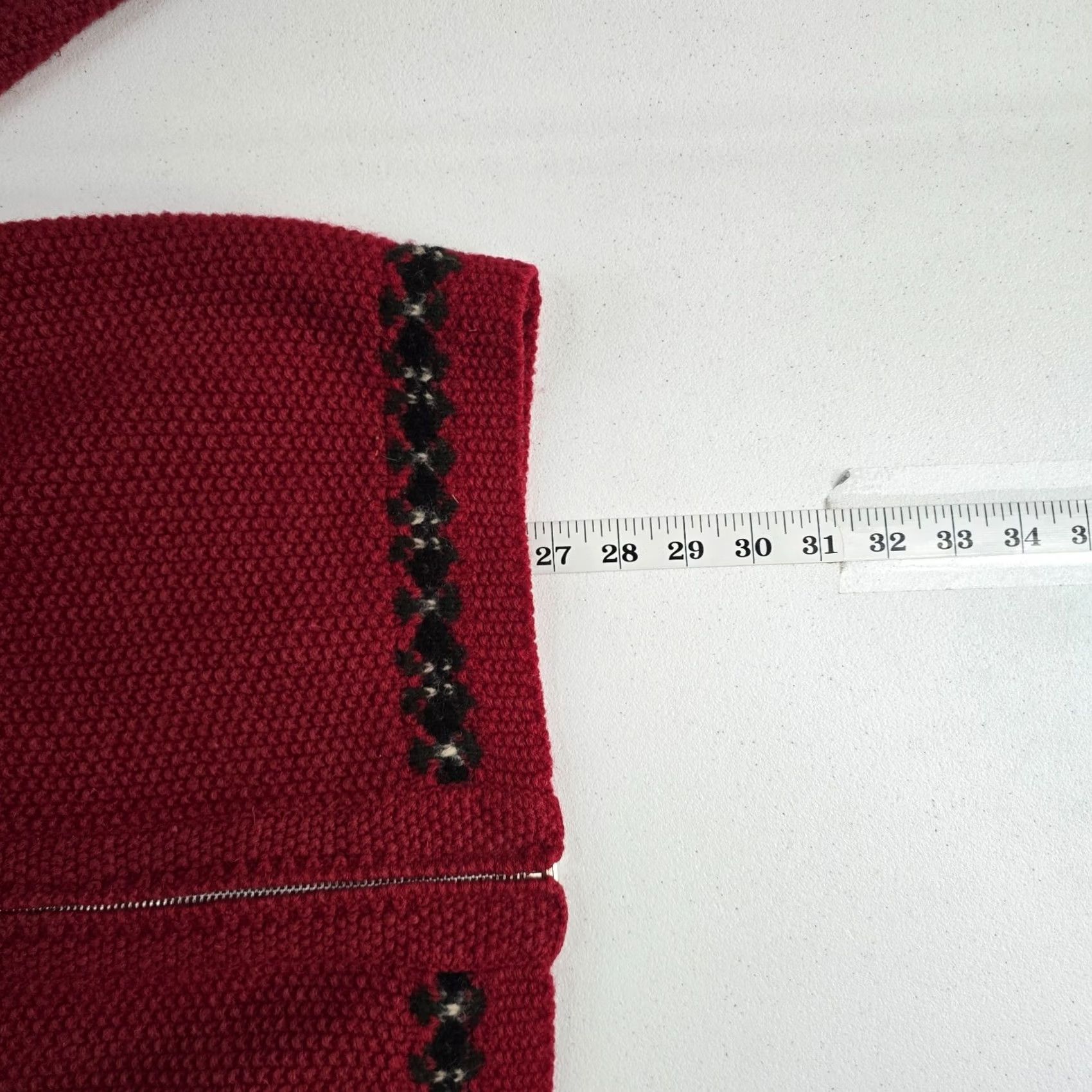 Vintage VINTAGE Maurices Women’s Red Fair Isle Zip Cardigan Sweater M 100% Wool Size M / US 6-8 / IT 42-44 - 4 Thumbnail