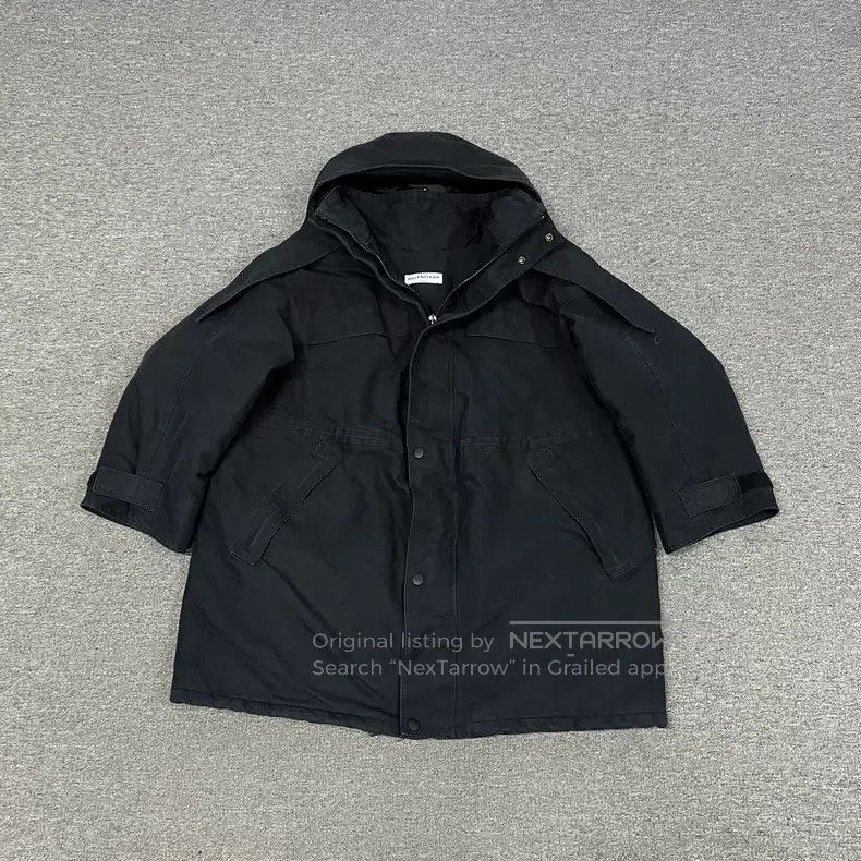 Balenciaga Balenciaga Windproof Padded Hooded Windbreaker Jacket Size XS / US 0-2 / IT 36-38 - 1 Thumbnail
