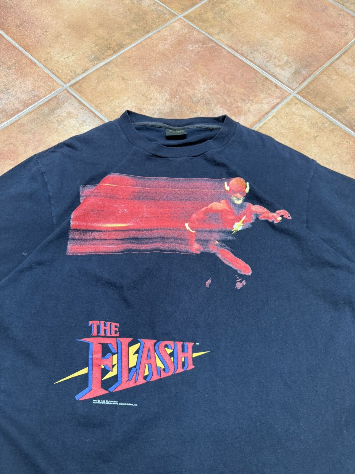 DC Comics Vintage The Flash Comic tee Size US XL / EU 56 / 4 - 5 Thumbnail