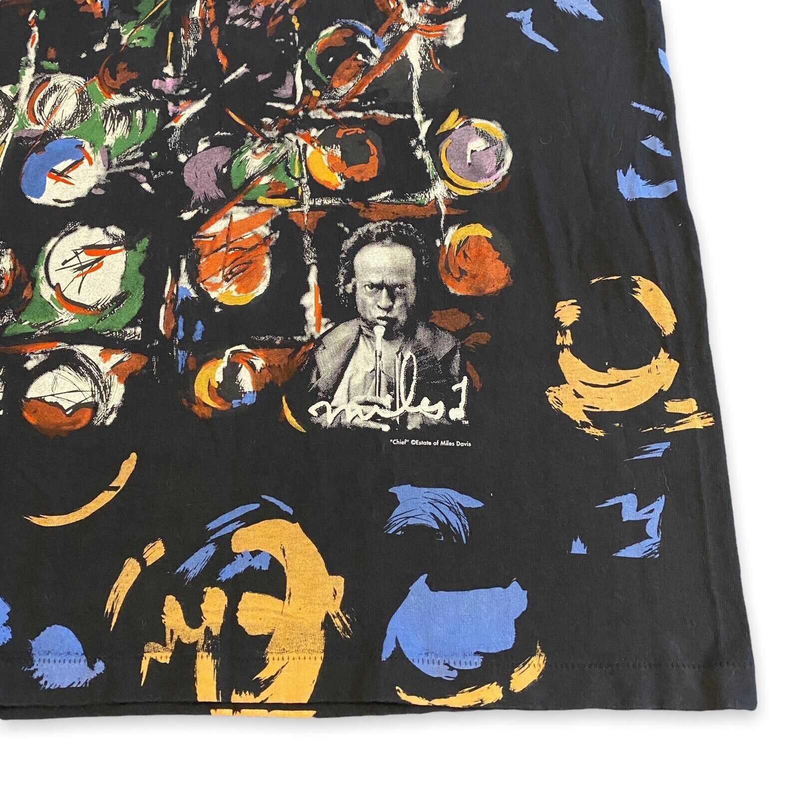 Vintage Vintage Chief By Miles Davis Jazz Legend T-Shirt Size Large Size US L / EU 52-54 / 3 - 4 Thumbnail