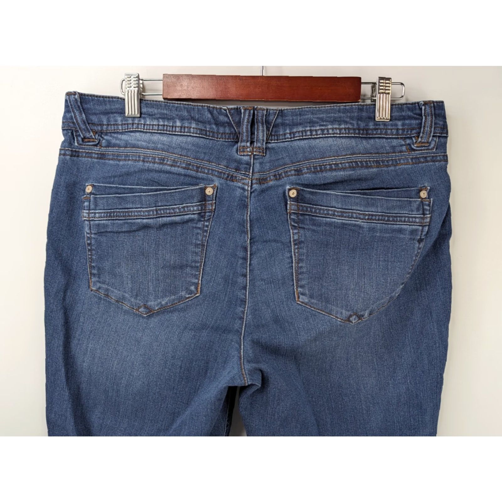 Vintage DEMOCRACY Jeans Women's Size 14 Blue Skinny Mid Rise 5-Pocket Denim Assembly: Button, Zipper, Stretch, Machine Washable Womens Size 36" / US 14 / IT 50 - 5 Thumbnail