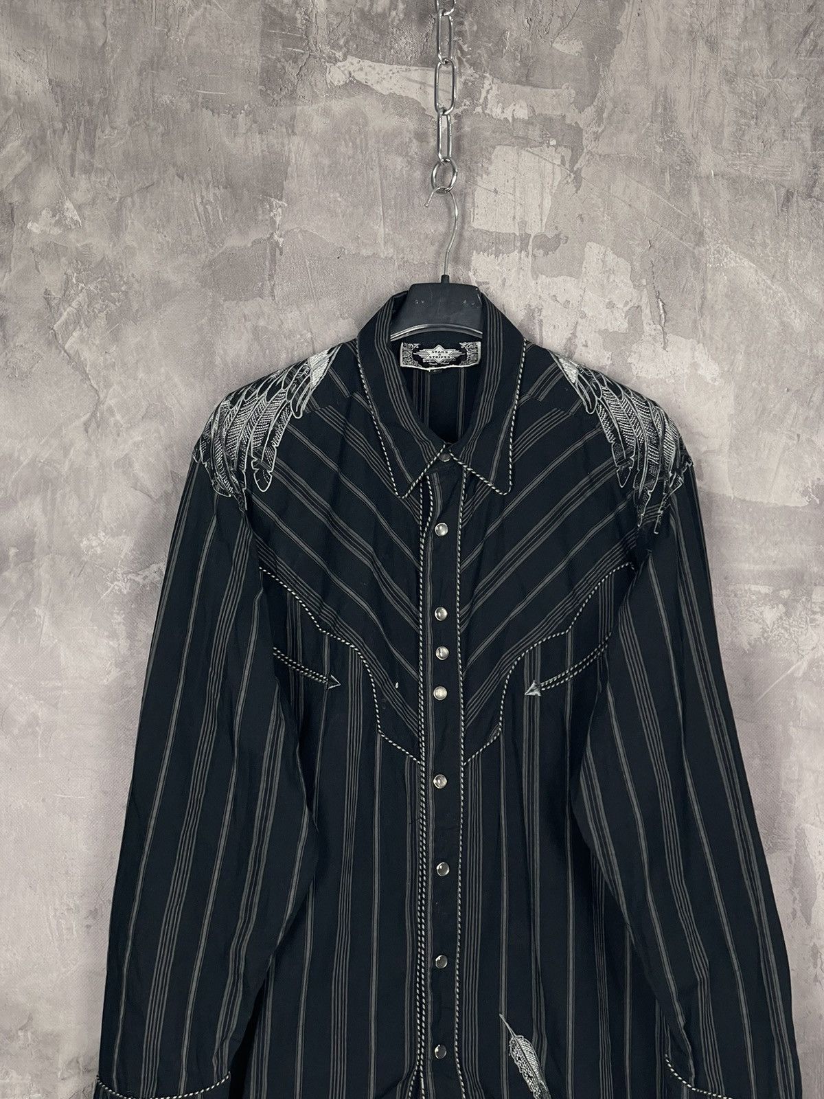 Affliction × Japanese Brand × Vintage Vintage Y2K Embroidered Punk Gothic Opium Shirt Button Ups Size US L / EU 52-54 / 3 - 4 Thumbnail