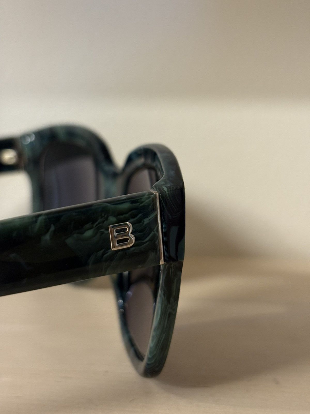 Balenciaga Balenciaga green grey gradient sunglasses Size ONE SIZE - 2 Thumbnail