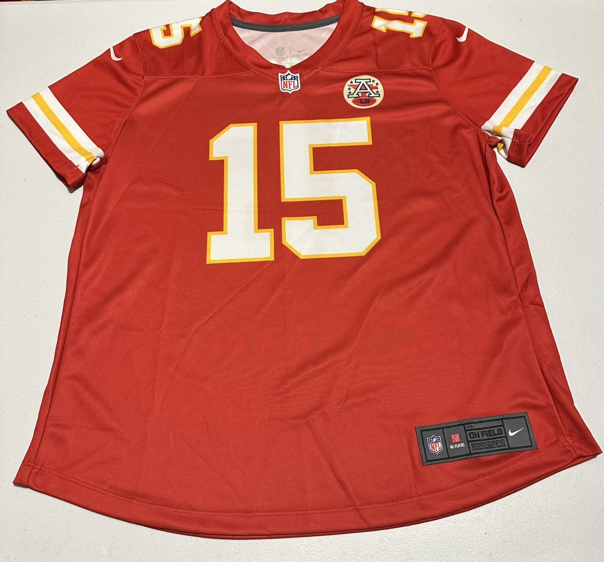 Nike Patrick Mahomes Kansas City Chiefs football Youth Jersey Size US XS / EU 42 / 0 - 1 Thumbnail