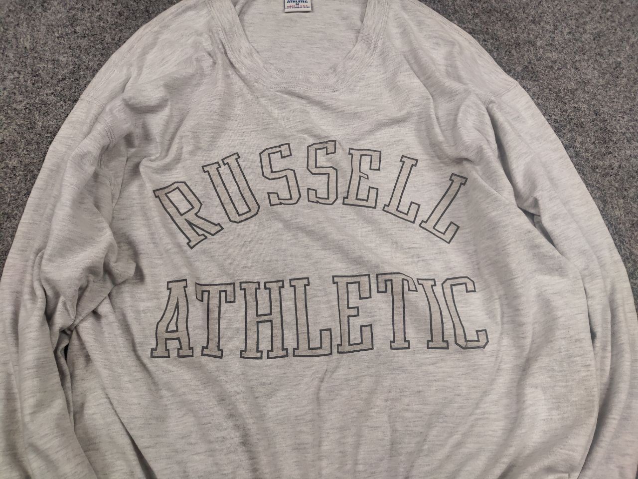 Russell Athletic Vintage 90's Russell Athletic Logo USA Crew chek Sweatshirt Size US M / EU 48-50 / 2 - 5 Thumbnail