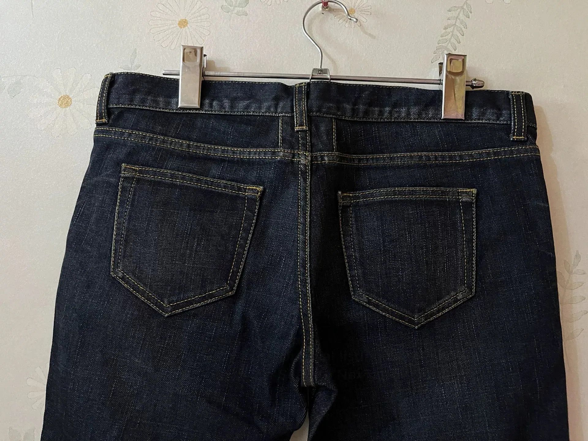 Saint Laurent Paris Saint Laurent Women's Slim Fit Jeans 30. Size 30" / US 8 / IT 44 - 4 Thumbnail
