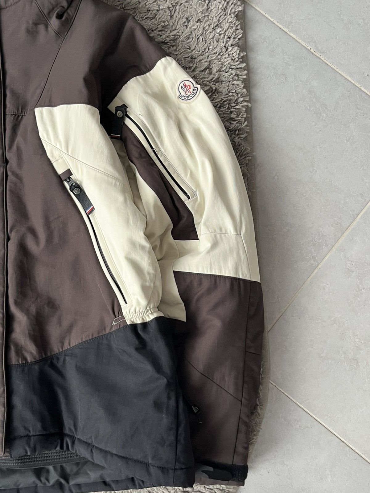 Moncler Vintage Moncler Women Ski Jacket Mini Logo Mountain Size M / US 6-8 / IT 42-44 - 3 Thumbnail