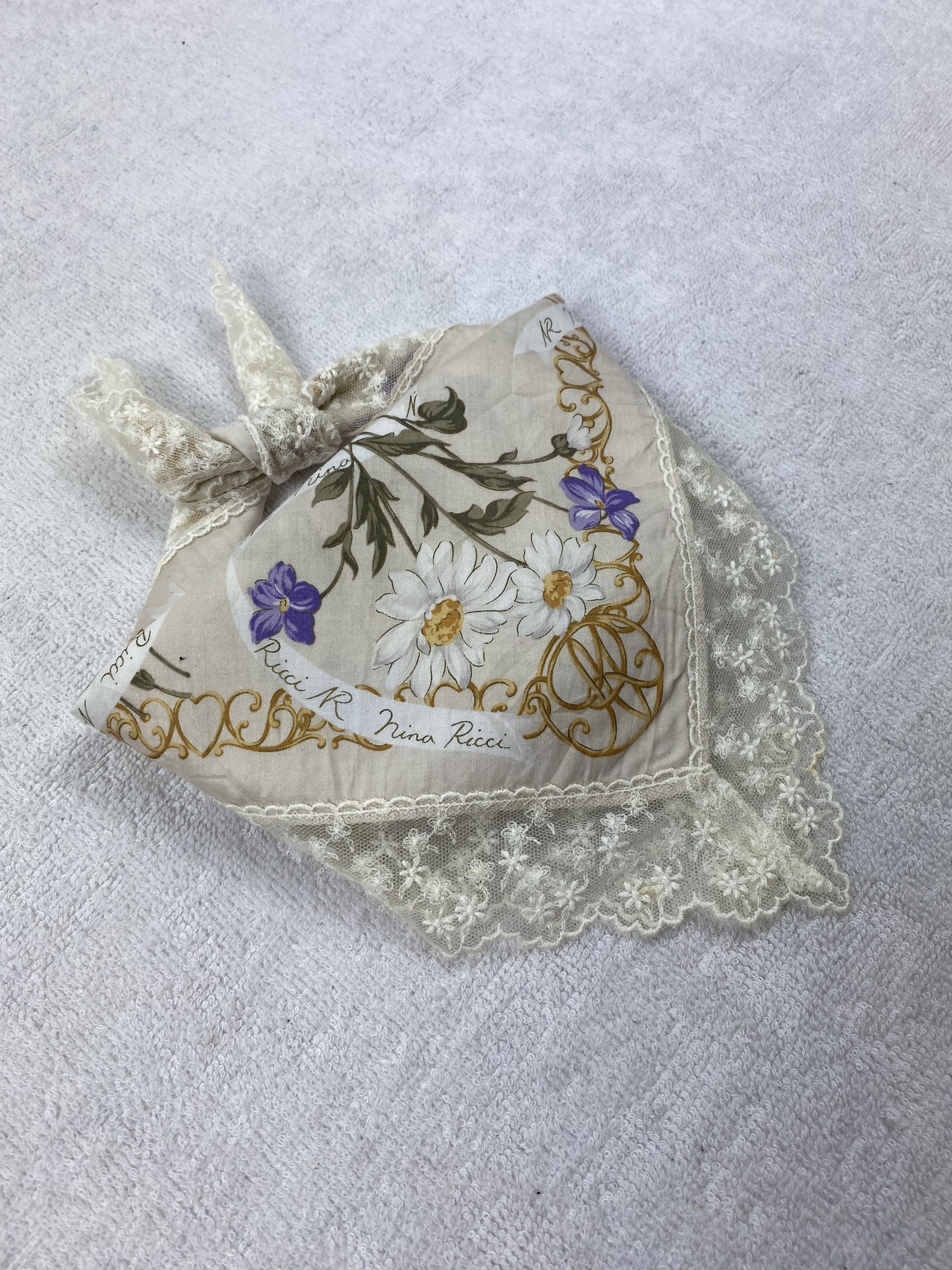 Nina Ricci × Vintage Nina Ricci Handkerchief / Bandana / Neckerchief Size ONE SIZE - 1 Thumbnail