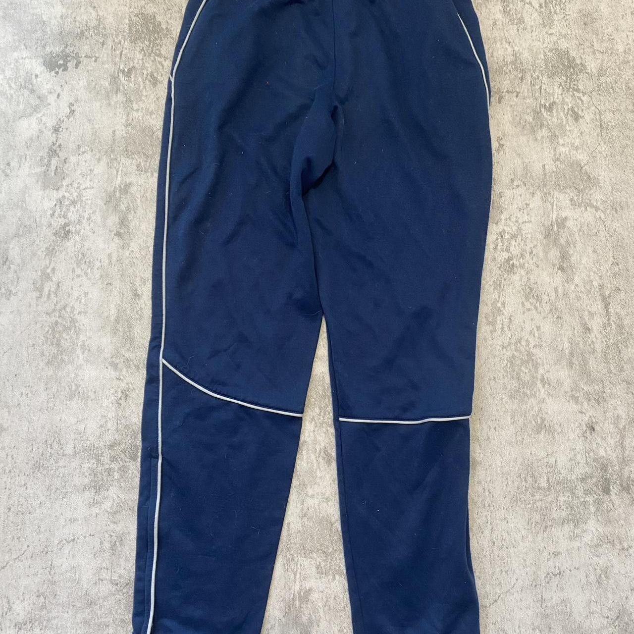 Umbro Vintage 90s Umbro Sweatpants Baggy Rap hip hop y2k 2000s Size US 34 / EU 50 - 2 Thumbnail