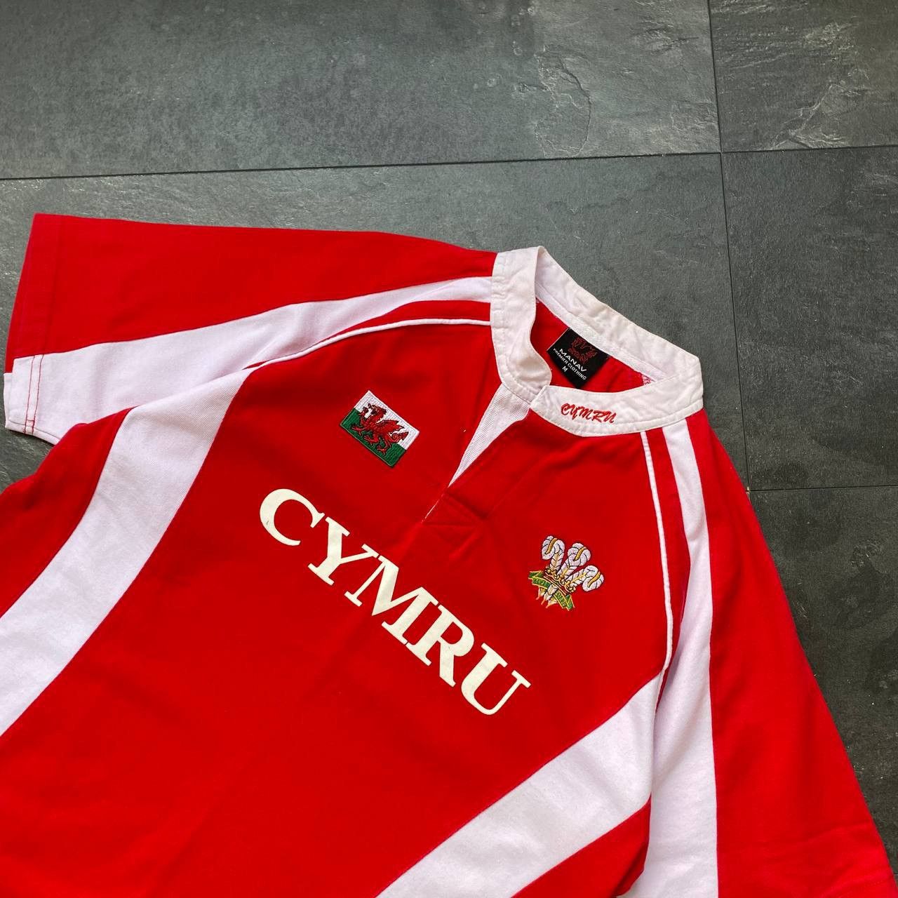 Vintage Vintage Wales WRU cymru rare rugby jersey Size US M / EU 48-50 / 2 - 2 Thumbnail