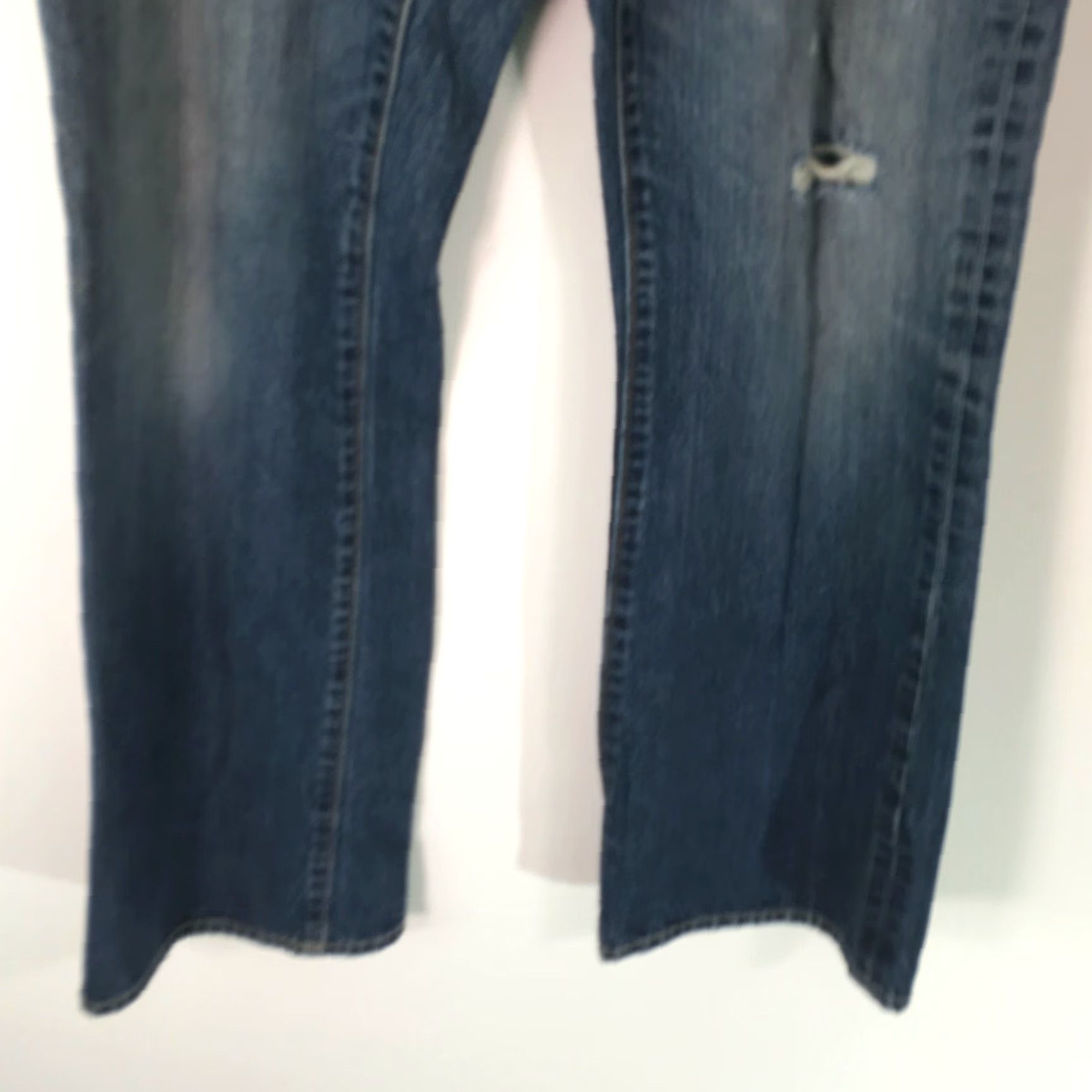 Old Navy Old Navy Womens Bootcut Jeans Blue Distressed Denim Mid Rise 33X32 Regular 5-Pocket Slim Fit Womens Jeans Size 24" / US 00 / IT 34 - 4 Thumbnail