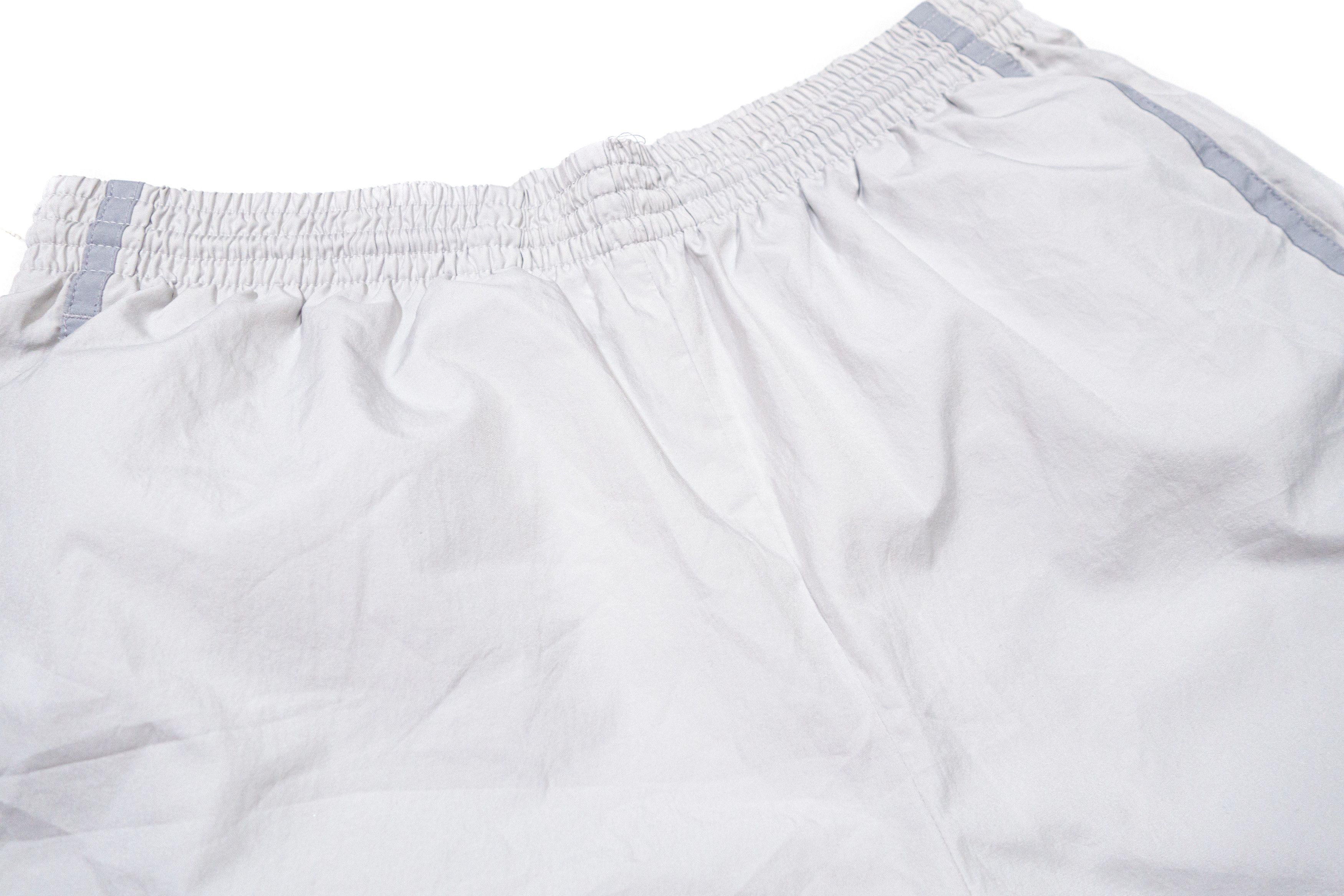 Lacoste 00S Logo Sport Shorts Size US 34 / EU 50 - 3 Thumbnail