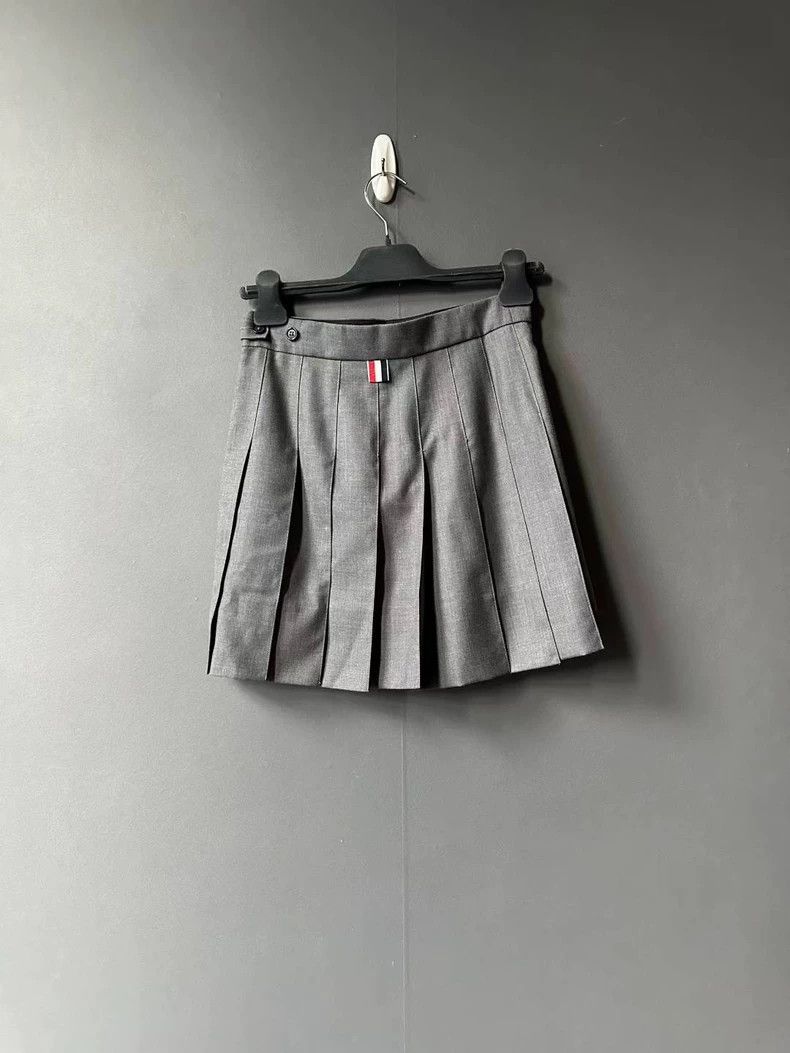 Thom Browne Thom Browne Medium grey pleated skirt Size 24" / US 00 / IT 34 - 2 Thumbnail