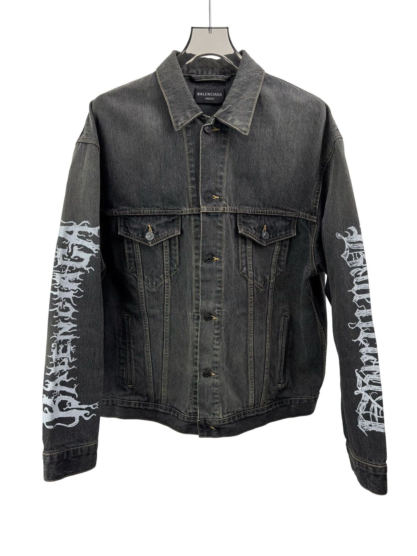 Balenciaga Balenciaga Graffiti Print Denim Jacket Size S Size US S / EU 44-46 / 1 - 1 Thumbnail