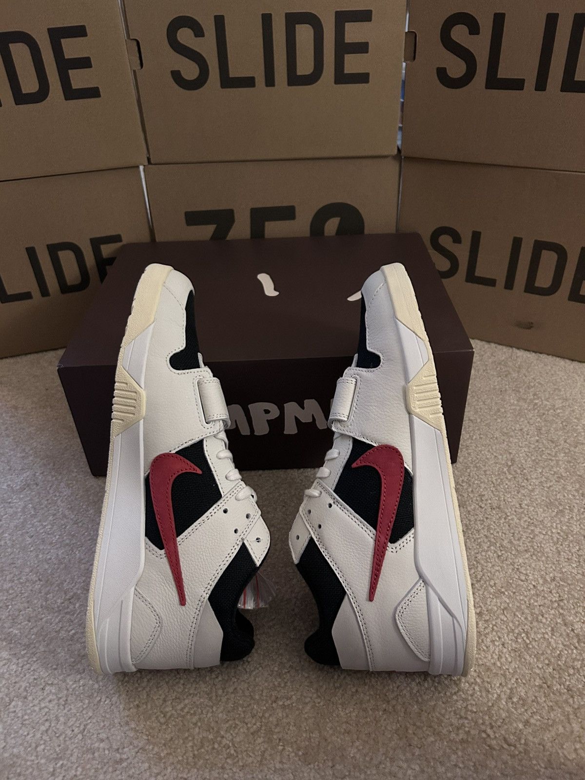 Nike × Travis Scott Jumpman Jack size 12.5 Mens Size US 12.5 / EU 45-46 - 3 Thumbnail