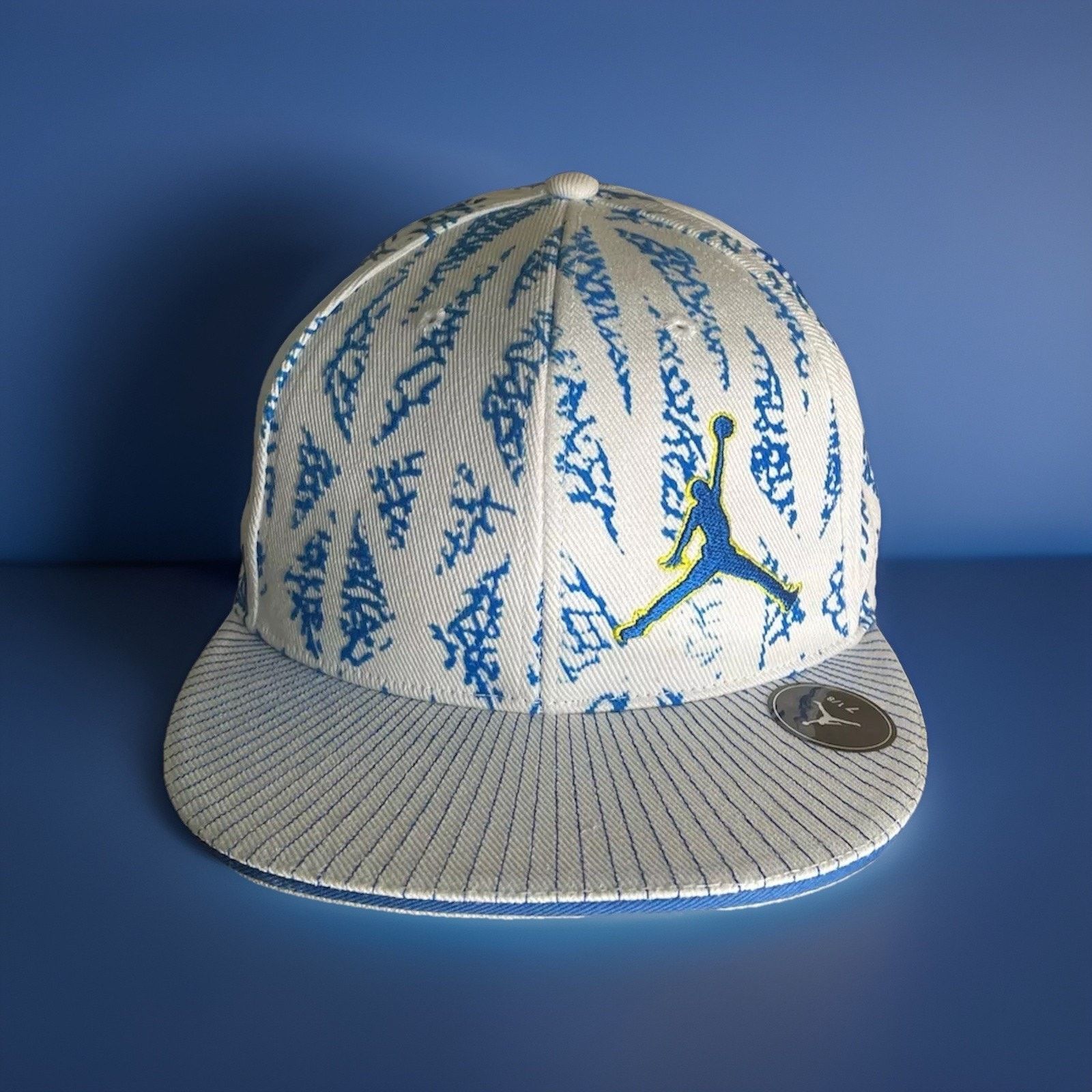 Jordan Brand Rear Air Jordan Jumpman Hat 7 1/8 Fitted Cap Men ELNC Size ONE SIZE - 1 Thumbnail