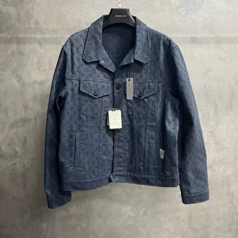 Louis Vuitton Louis Vuitton Blue Denim Button Jacket Size US M / EU 48-50 / 2 - 1 Thumbnail