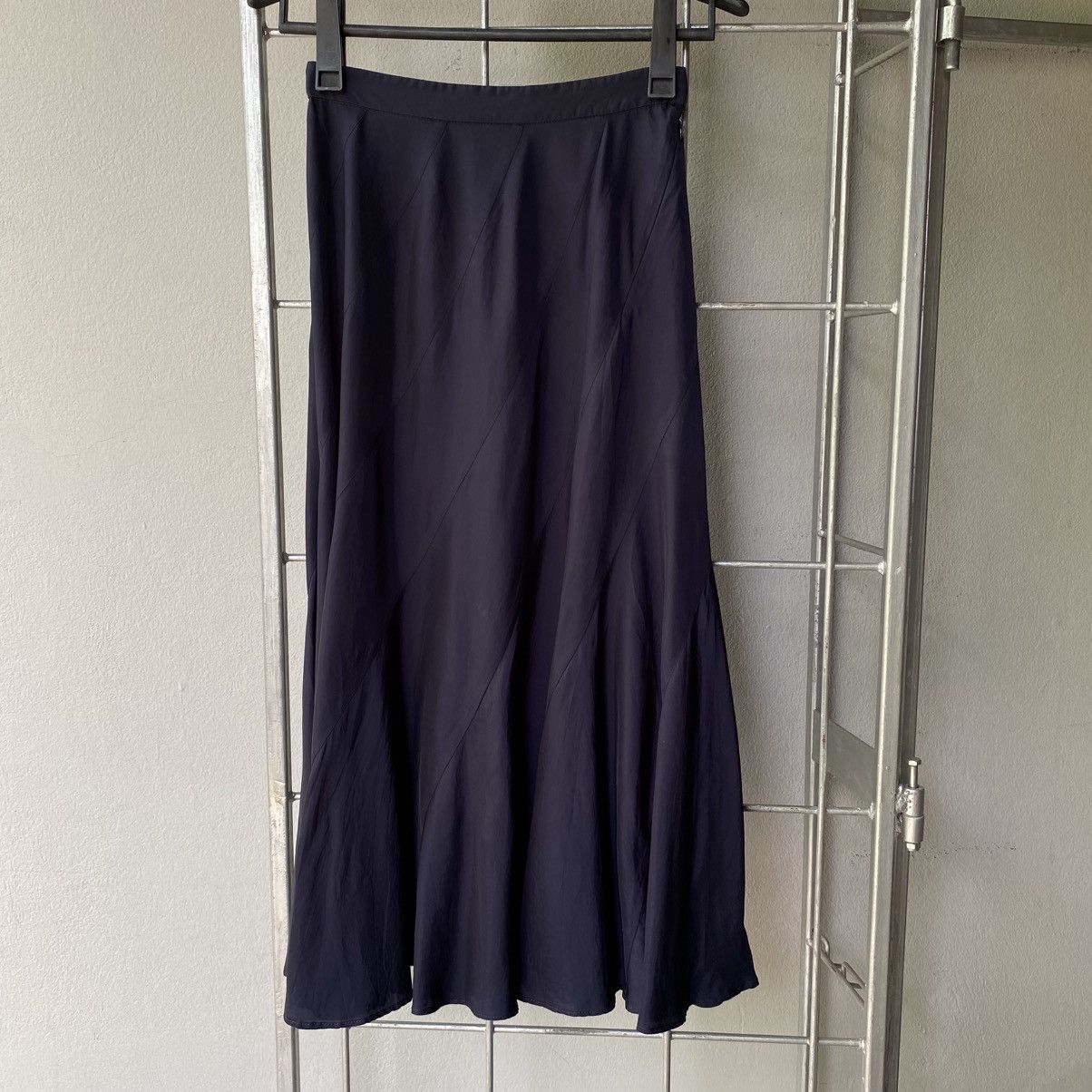 Comme des Garcons Comme des Garcons Navy-Black Silk Flare Skirt Size 25" / US 0 / IT 36 - 14 Thumbnail
