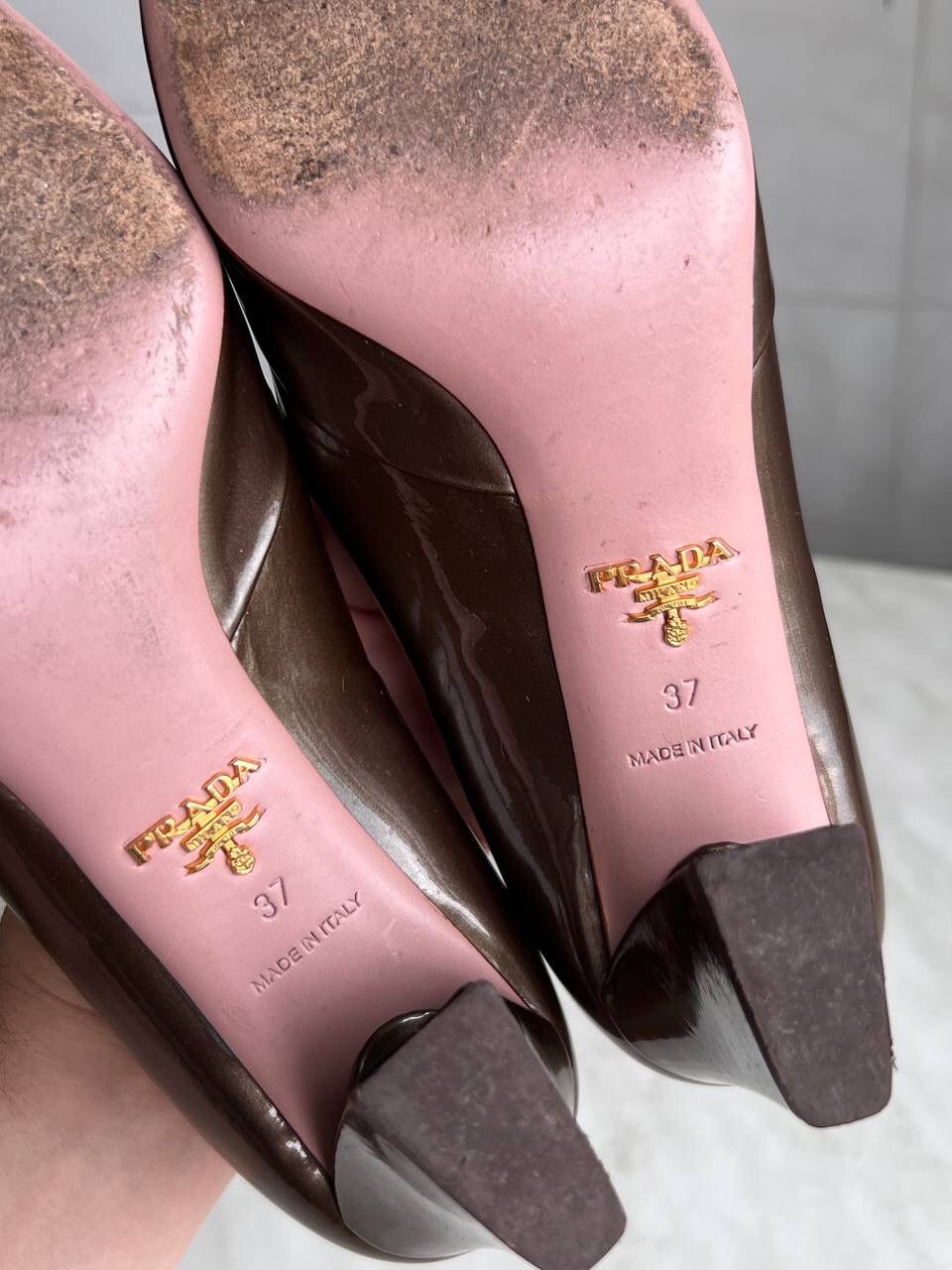 Prada Prada High Heels Shoes Metal Logo 00s Prada Italy Leather Size US 7 / IT 37 - 8 Thumbnail