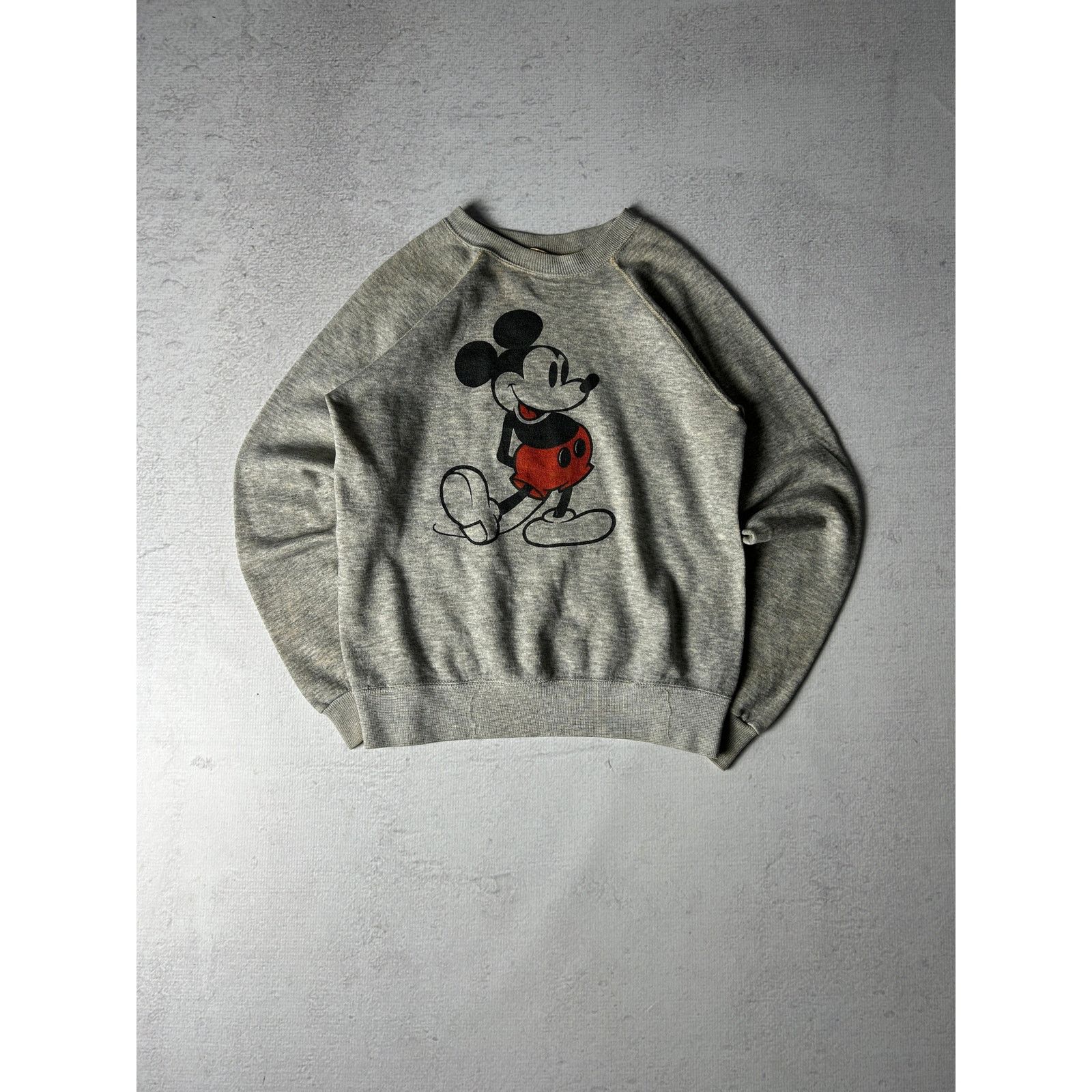 Disney Vintage Disney Grey Crewneck Sweatshirt - Women's Medium Size M / US 6-8 / IT 42-44 - 1 Thumbnail