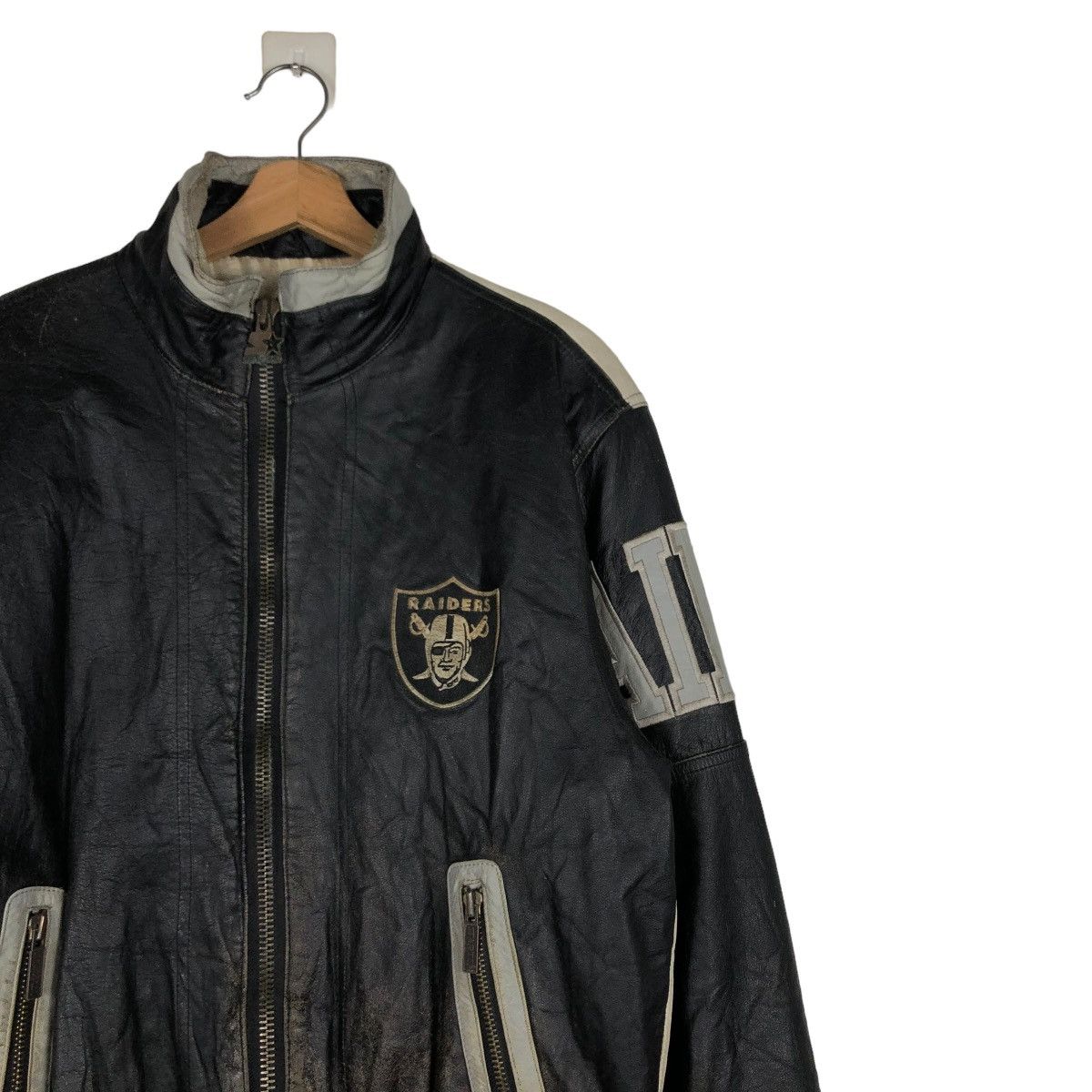 Starter 🔥VINTAGE LEATHER JACKET STARTER RAIDERS NFL BIG LOGO Size US M / EU 48-50 / 2 - 8 Thumbnail