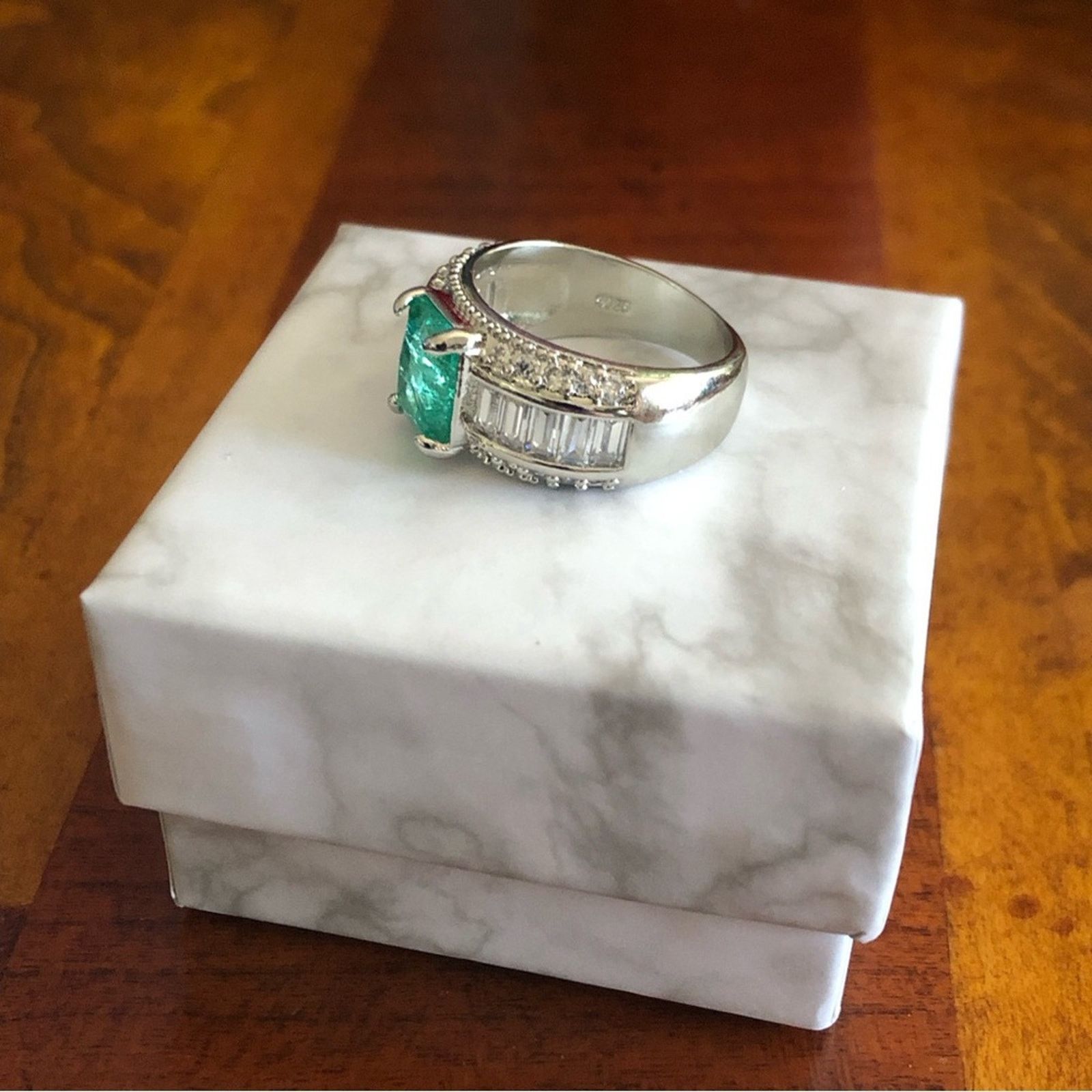 Jewelry Ladies elegant paraiba emerald stone 925 ring 8 NIB Size ONE SIZE - 7 Thumbnail