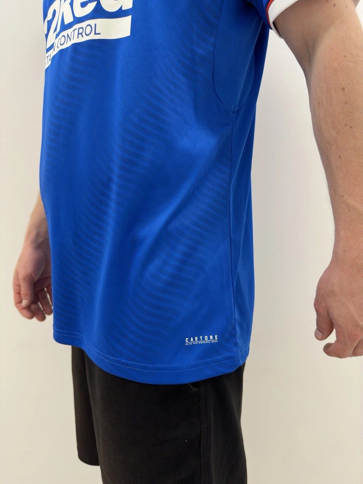 Castore Rangers 2020 2021 Home Jersey Shirt Soccer Football Castore Size US L / EU 52-54 / 3 - 4 Thumbnail
