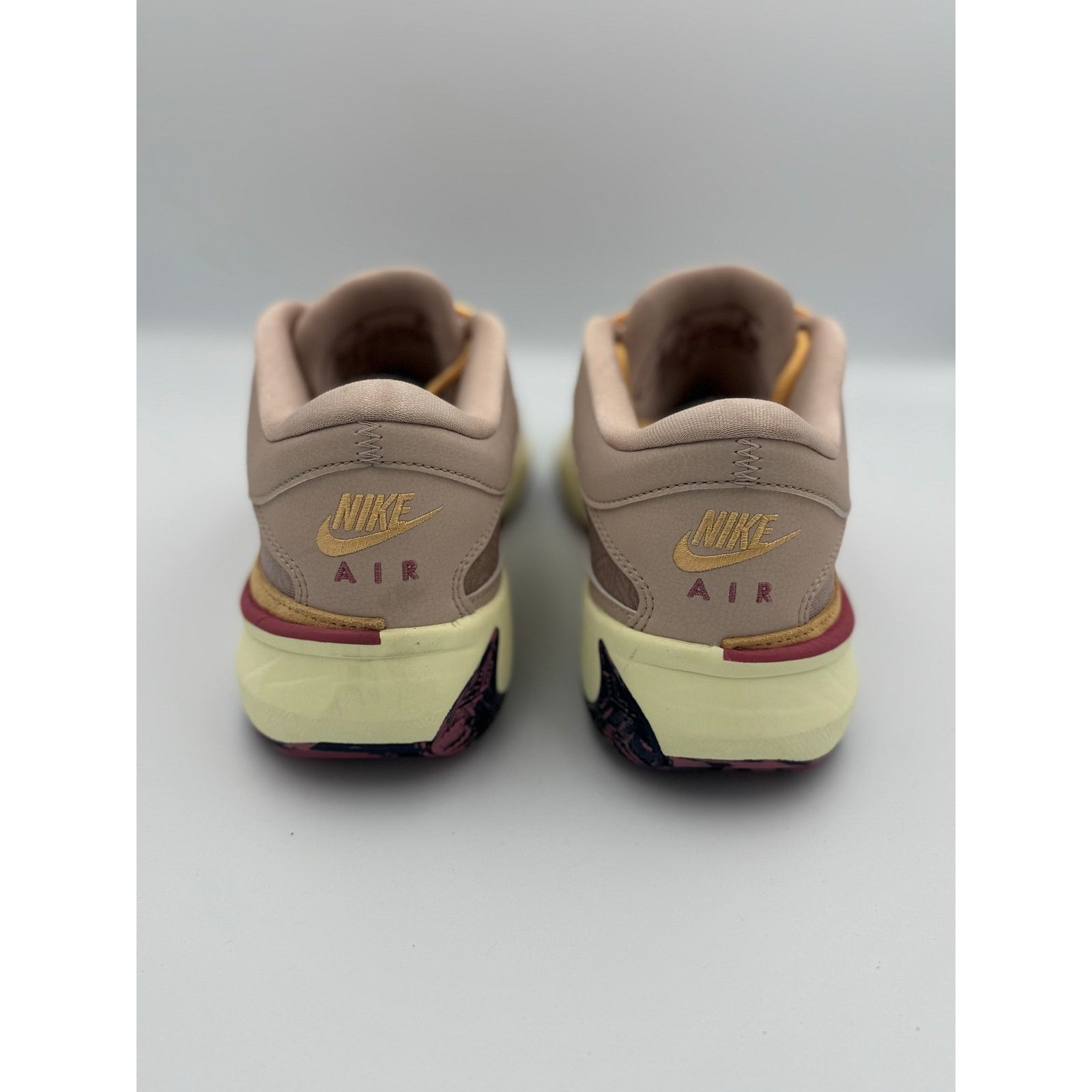 Nike Nike Zoom Freak 5 Fossil Stone Mens Basketball DX4985-200 Size ONE SIZE - 6 Thumbnail