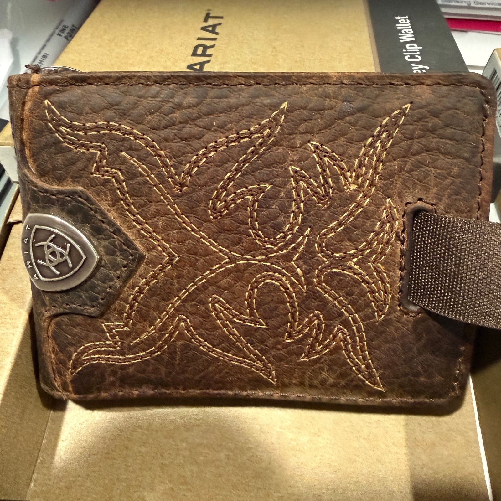 Ariat Ariat Bifold Wallet with Money Clip Dark Brown Size 26 - 6 Thumbnail