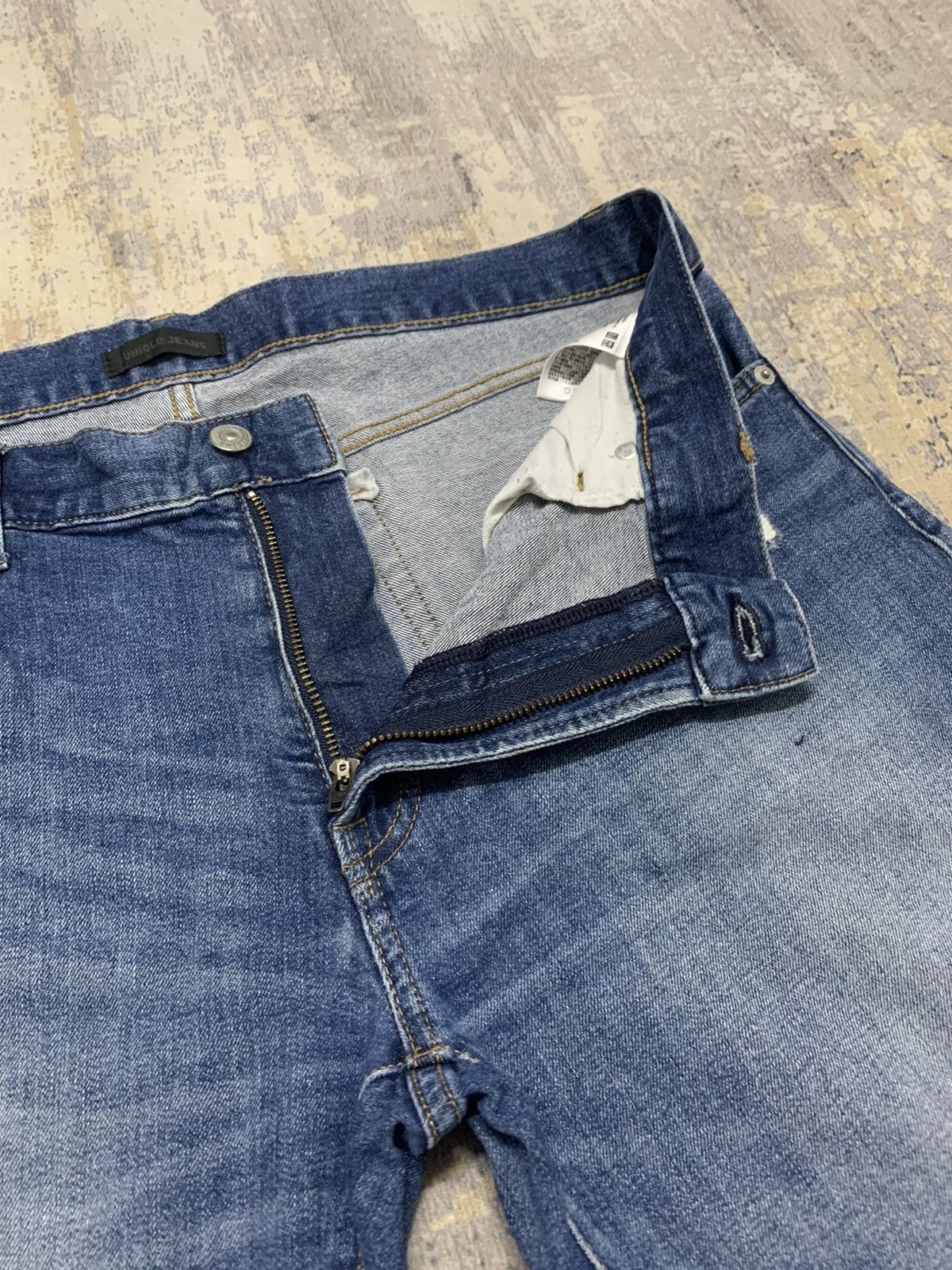 Japanese Brand Uniqlo Archive Style Distressed Slim Fit Denim Pants Size US 35 - 8 Thumbnail